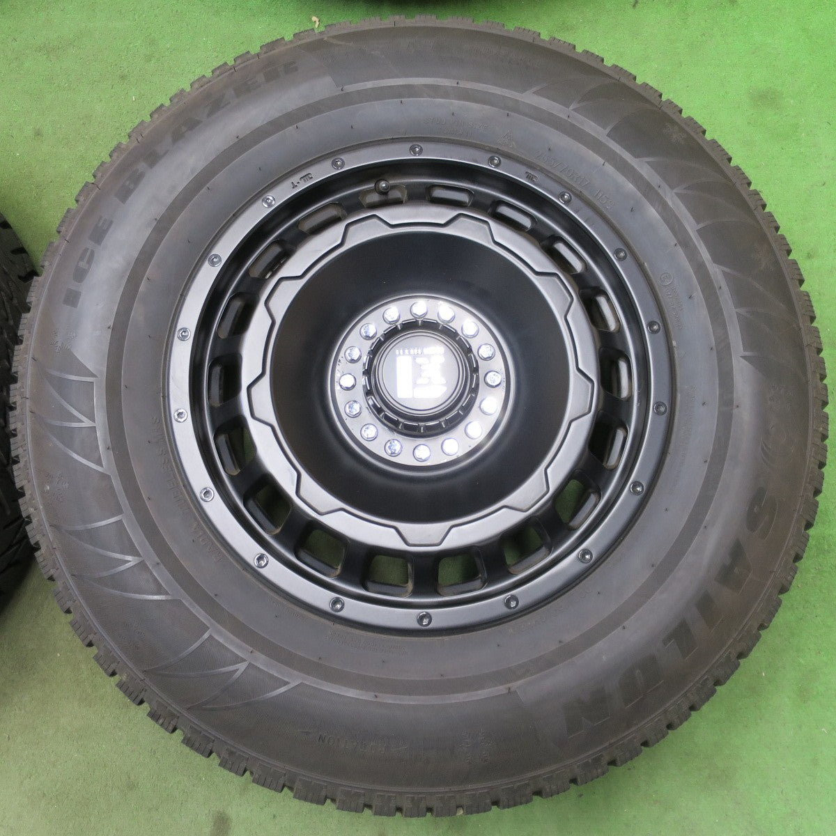 バリ溝！23年！キレイ！9分★スタッドレス 265/70R17 サイルン ICE BLAZER WST3 LEXXEL WHEEL レクセル 17インチ PCD139.7/6H★6060301NGス