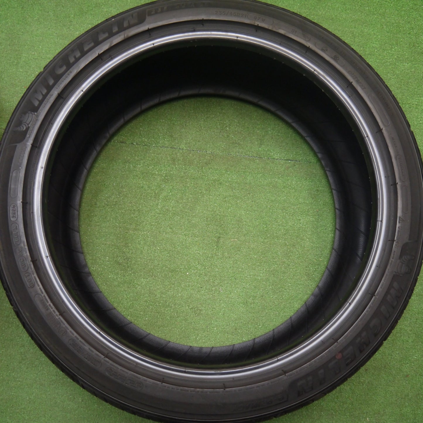 新車外し！25年★235/45R21 ミシュラン e・PRIMACY eプライマシー タイヤ 21インチ クラウン スポーツ 等★6010505Hノタ