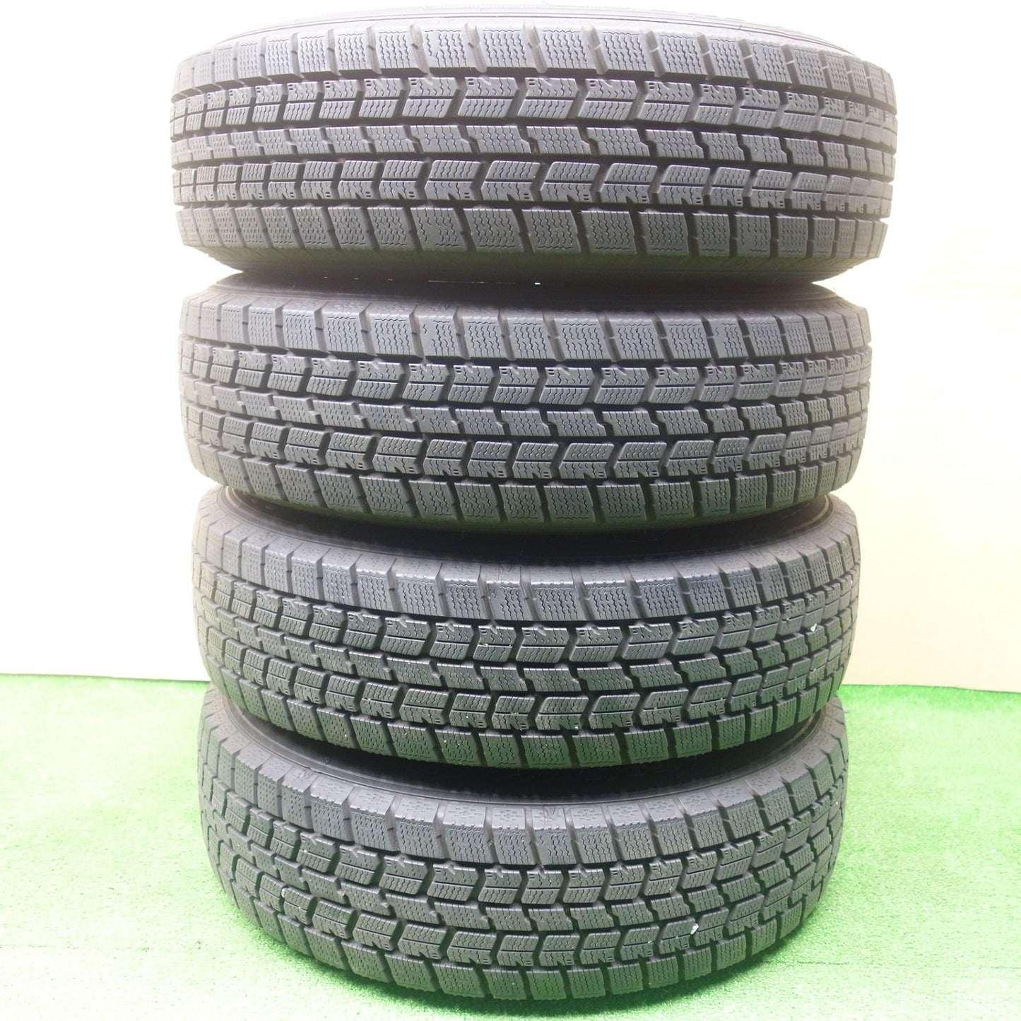 バリ溝！22年！キレイ！9.5分★スタッドレス 165/70R14 グッドイヤー アイスナビ7 ravrion selzer ラブリオン 14インチ PCD100/4H★6011501KTス