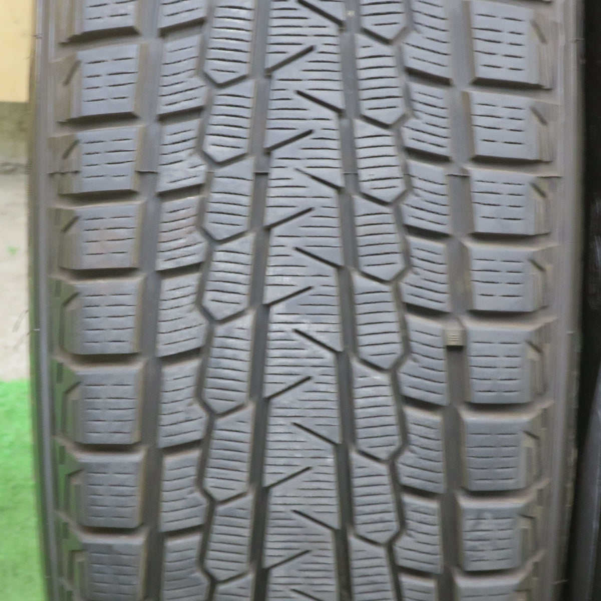 バリ溝！24年！9.5分★ベンツ アウディ 等 O・Z MSW71 225/60R18 スタッドレス ヨコハマ アイスガード G075 18インチ OZ PCD112/5H★6040202TTス