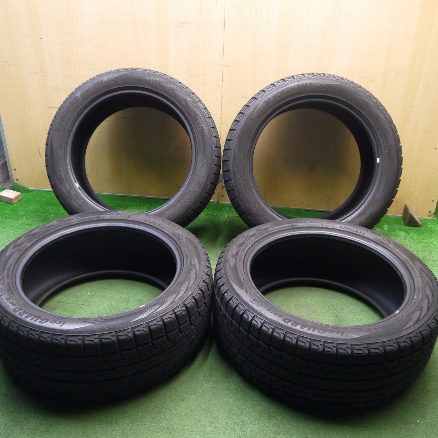 バリ溝！9.5分★スタッドレス 275/50R21 ヨコハマ アイスガード G075 タイヤ 21インチ レクサス LX ランクル ランドローバー レンジローバー 等★6013007Hス