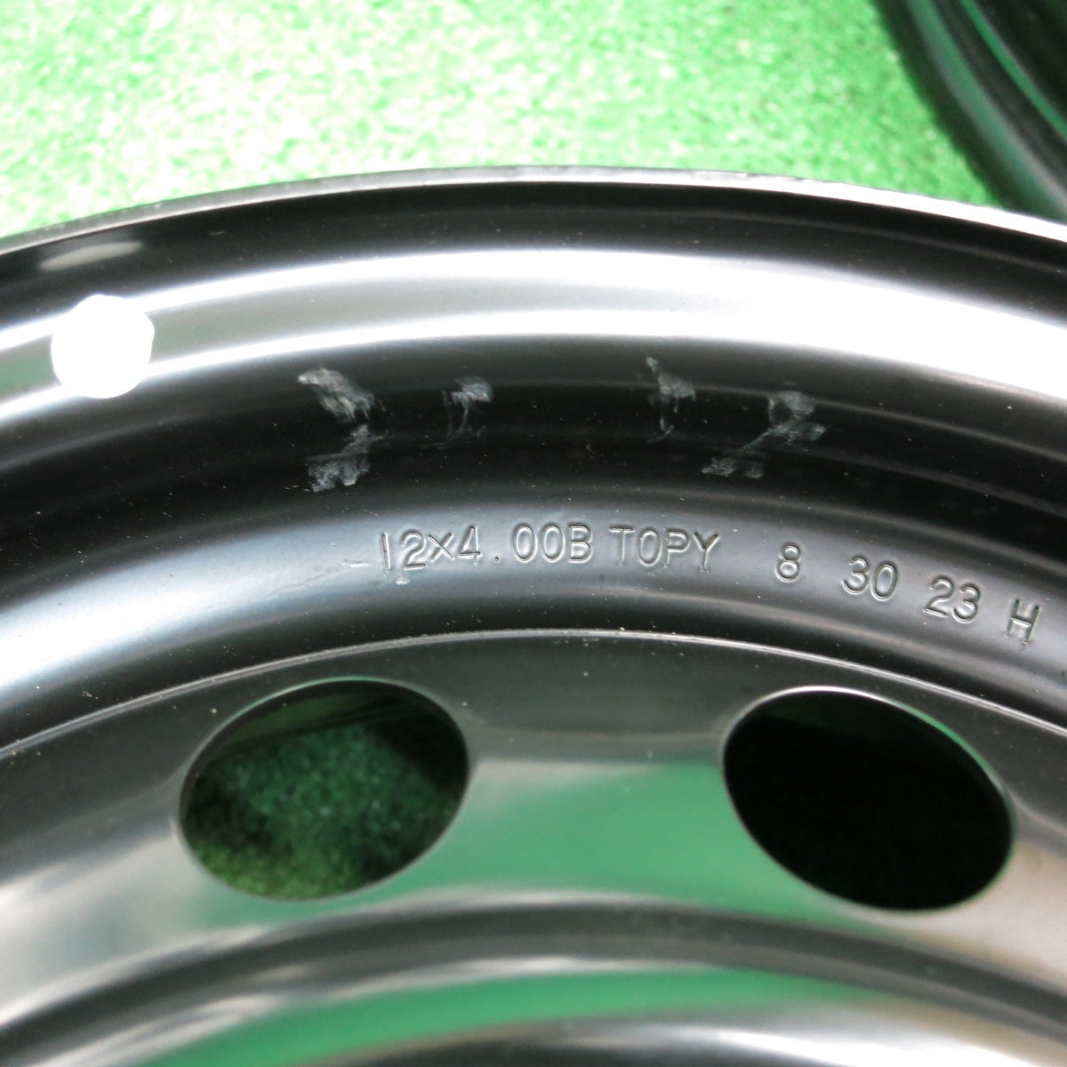 *送料無料* 新車外し★ダイハツ ハイゼット カーゴ 純正 スチール ホイール 12インチ 12×4.00B PCD100/4H★4042203ナホ