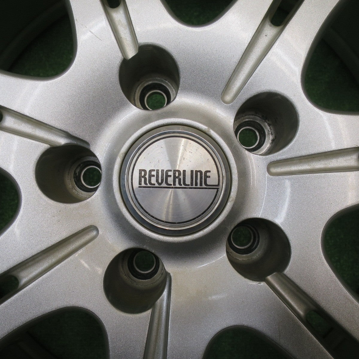 キレイ★REVERLINE MANARAY リバーライン マナレイ 18インチ ホイール 18×7J PCD114.3/5H★5110102NJホ