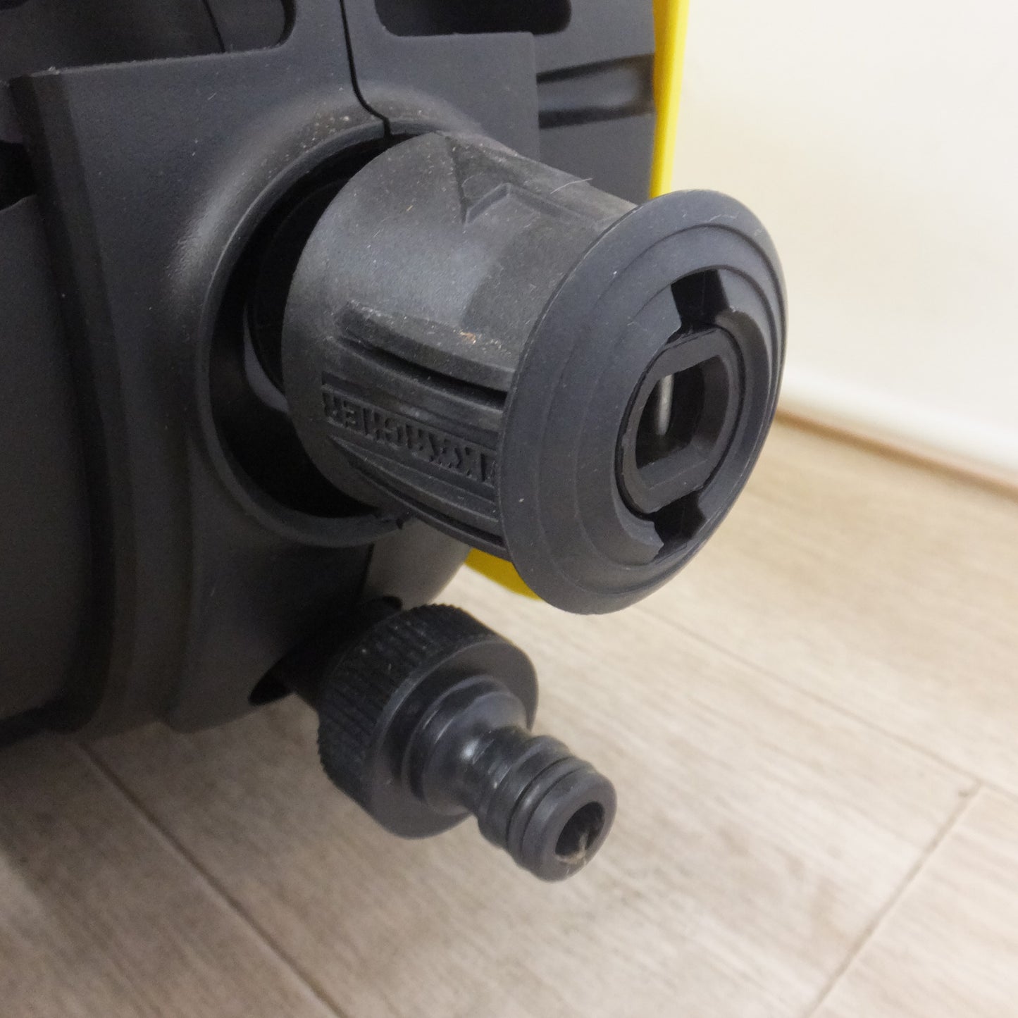 [送料無料] 美品★ケルヒャー KARCHER 高圧洗浄機 K2サイレント K2 Silent　100V～ 50/60Hz 1.25kW　1.600-920.0 IPX5★