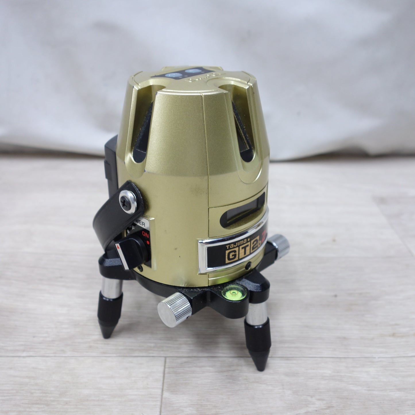 [送料無料] 付属品付き◆タジマ レーザー 墨出器 GT2bZi GT2BZ-I 三脚 ELV-150 ケース付き 墨出し器 TAJIMA◆
