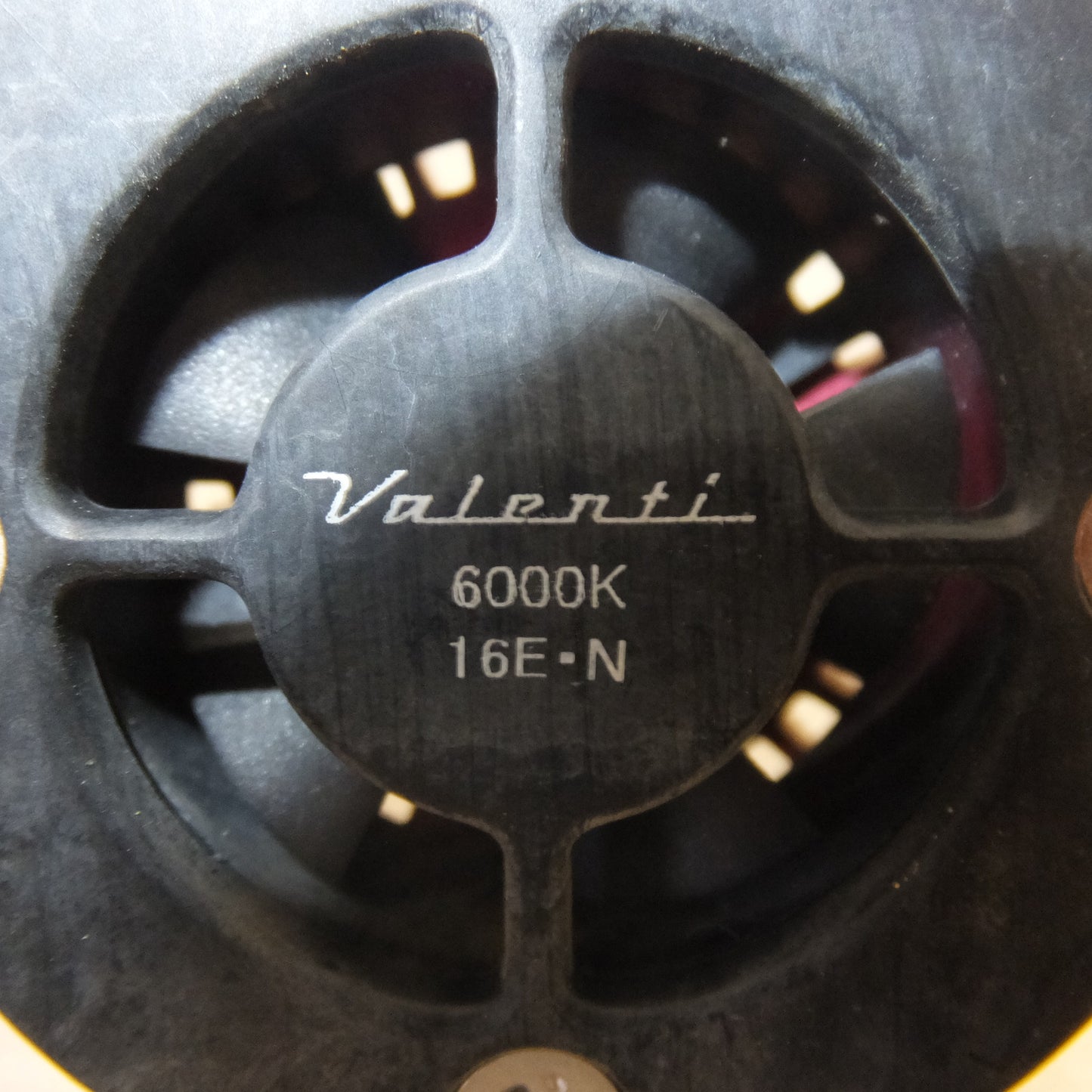 [送料無料] ★ヴァレンティ Valenti LED DRIVER 20W　LEDヘッドバルブ 6000K 16E・N　2個 セット★