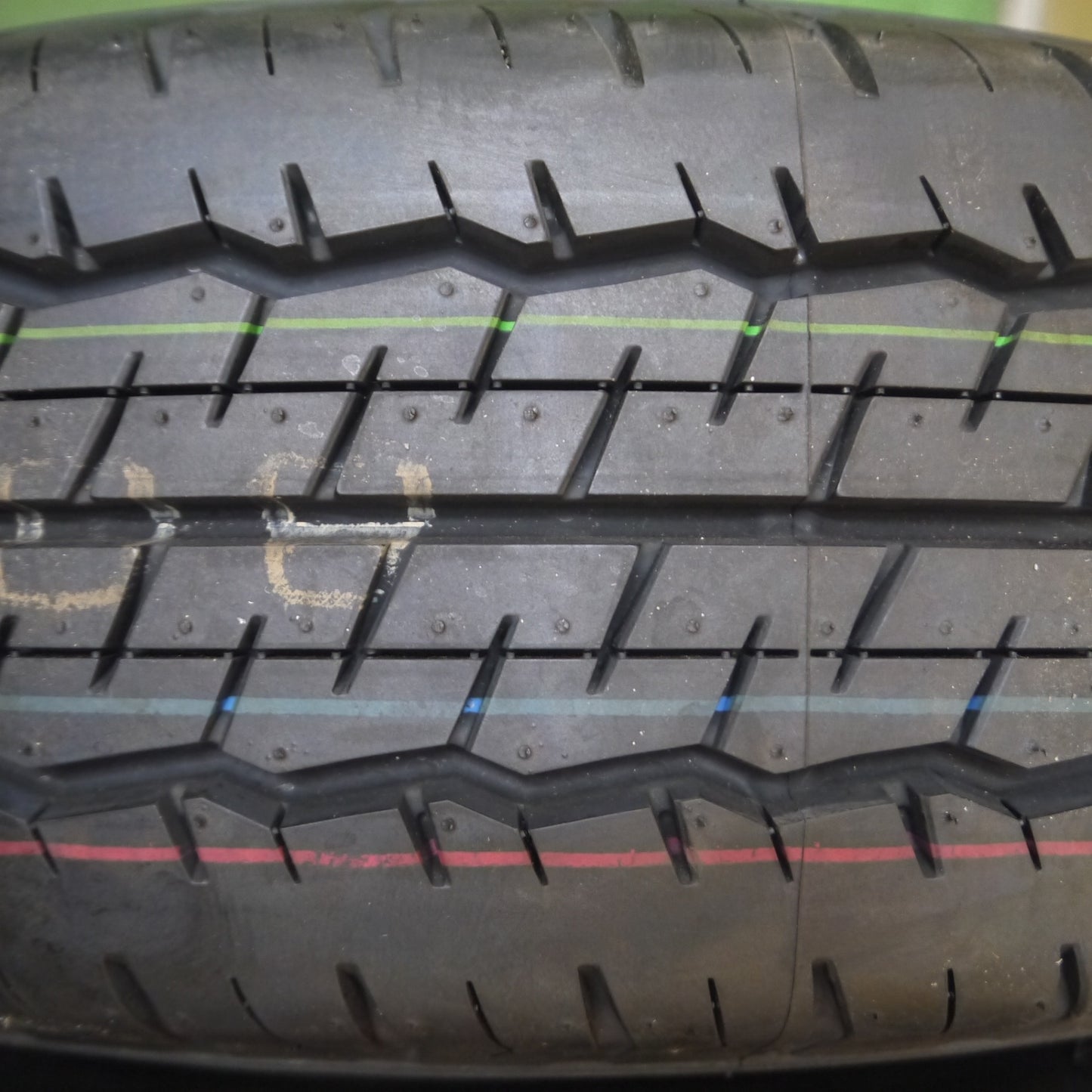 *送料無料* 新車外し！23年★トヨタ 200系 ハイエース 純正 スチール 195/80R15 107/105N ダンロップ SP175N 15インチ PCD139.7/6H★4062110Hノ