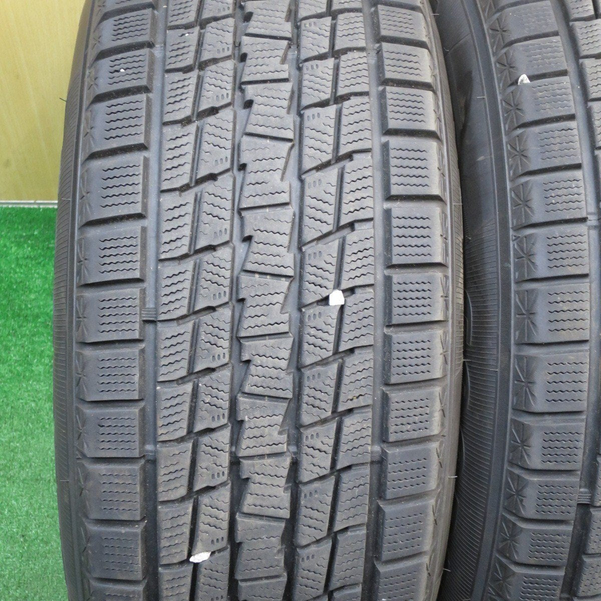 バリ溝！22年！キレイ！9.5分★ランクル 等 KEELER 265/65R17 スタッドレス グッドイヤー アイスナビ SUV キーラー 17インチ PCD139.7/6H★5040503KKス