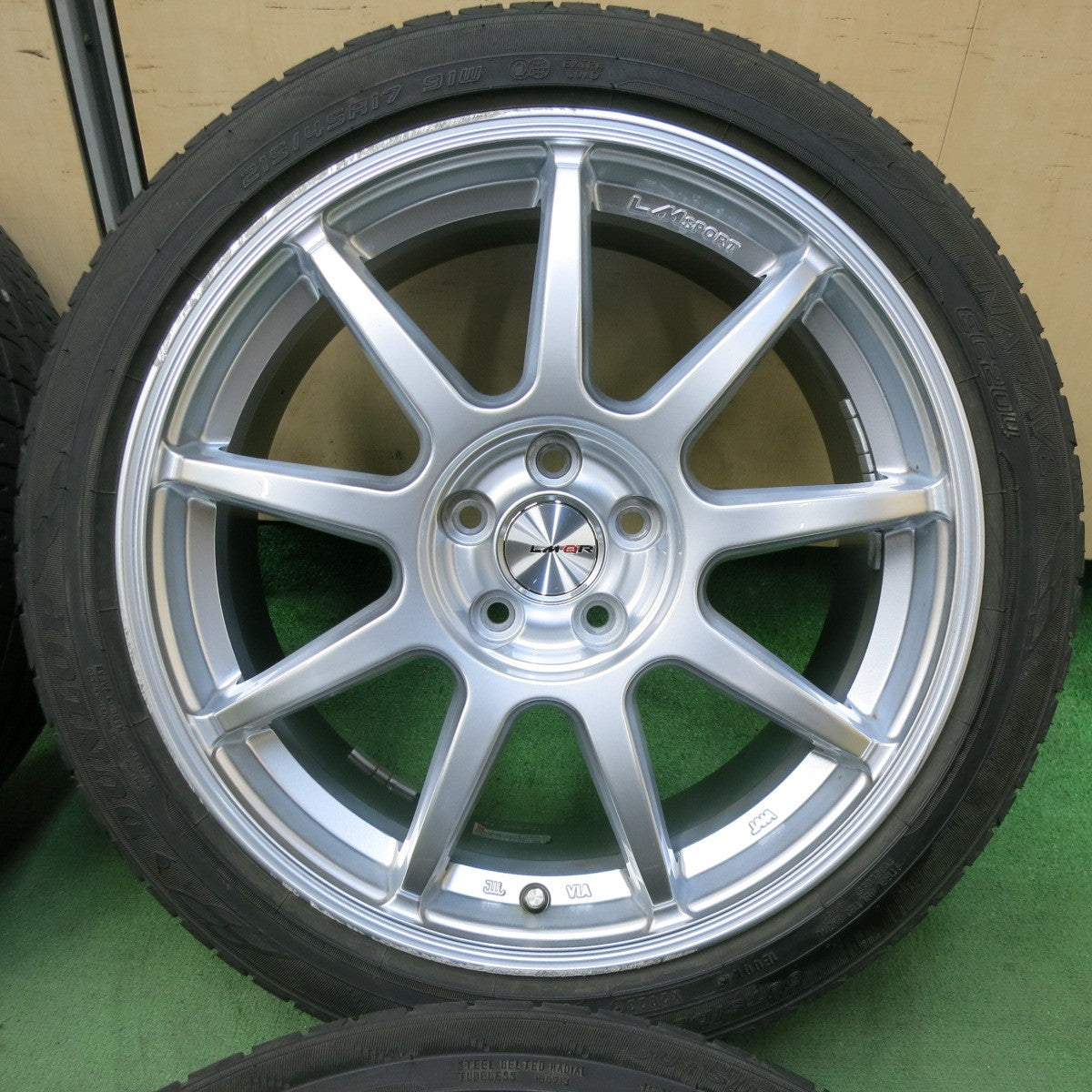 バリ溝！23年！9.5分★カローラ ツーリング 等 215/45R17 ダンロップ エナセーブ EC204 LM-QR 17インチ PCD100/5H★5050211SYノ