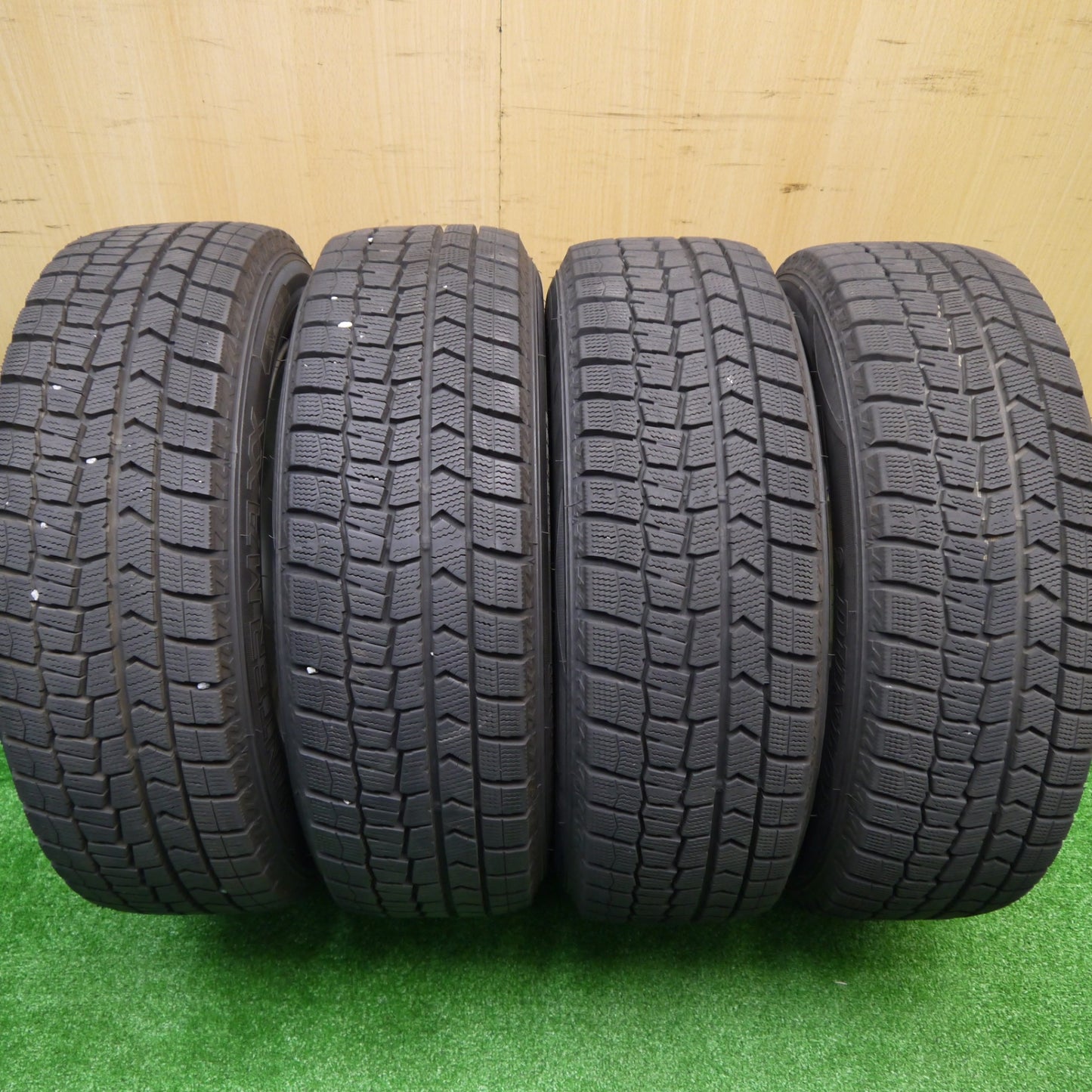 バリ溝！23年！9.5分以上★スタッドレス 185/65R15 ダンロップ ウインターマックス WM02 SIBILLA RT シビラ 15インチ PCD100/4H★5101504Hス