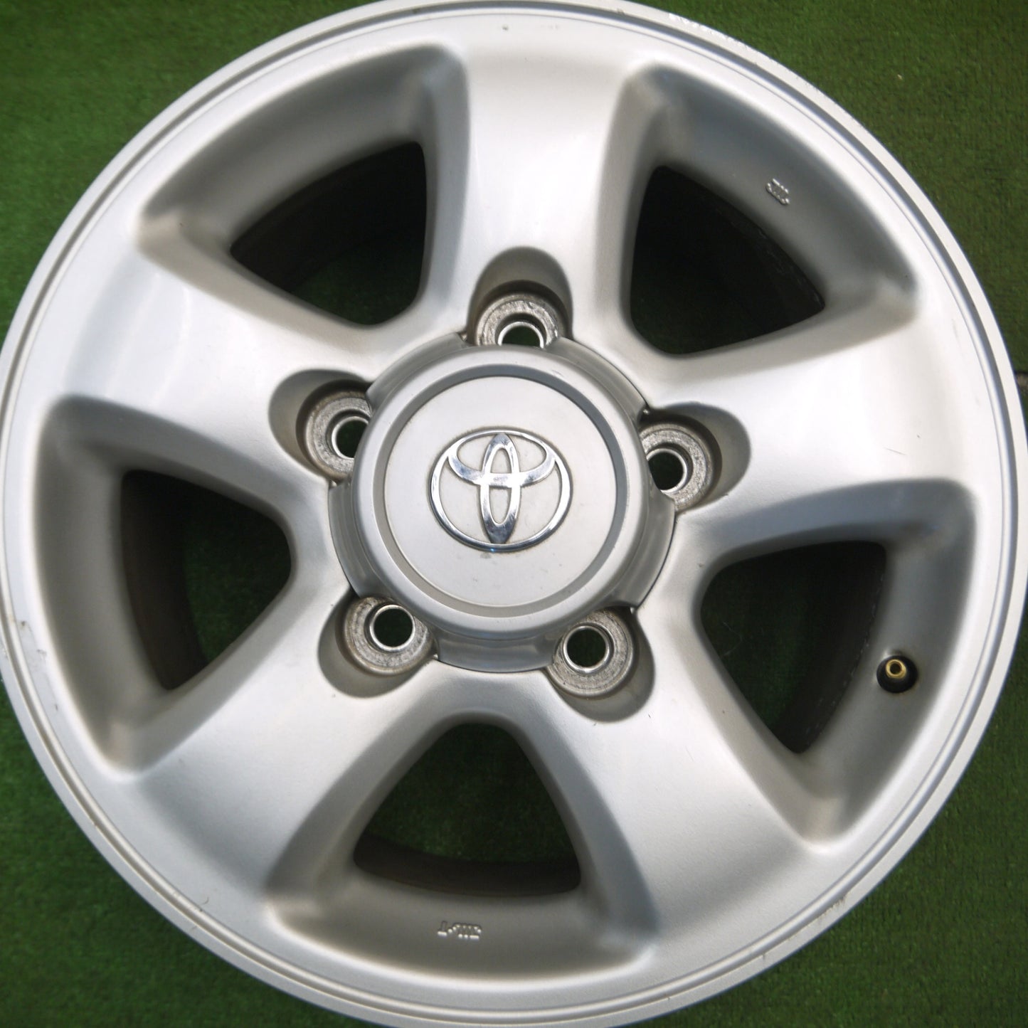[送料無料] 4本価格★トヨタ ランクル 100 純正 ホイール 16インチ ランドクルーザー 16×8JJ PCD150/5H★5012211Hホ