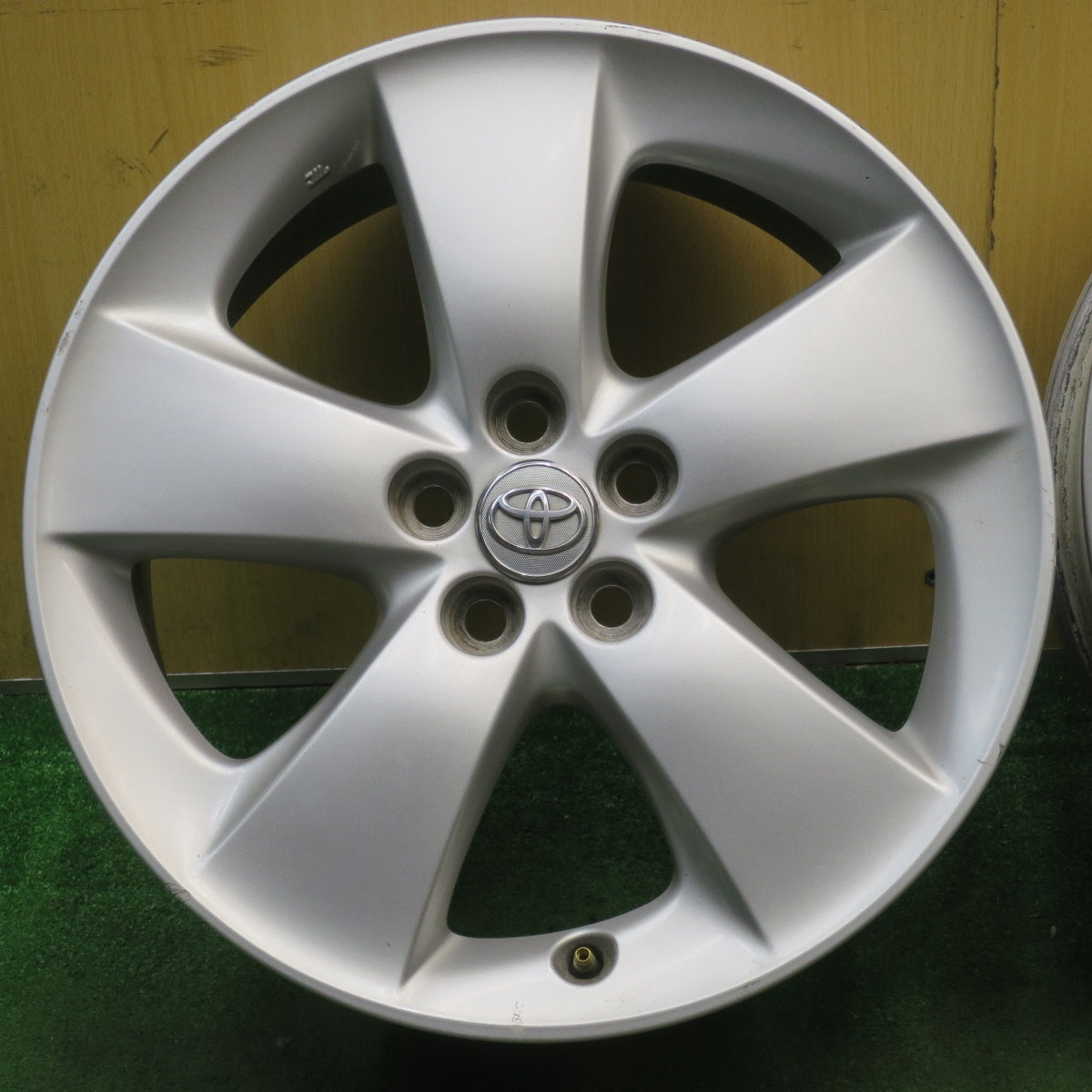 4本価格★トヨタ 30系 プリウス S G ツーリング 純正 ホイール 17インチ 17×7J PCD100/5H★5100601NJホ