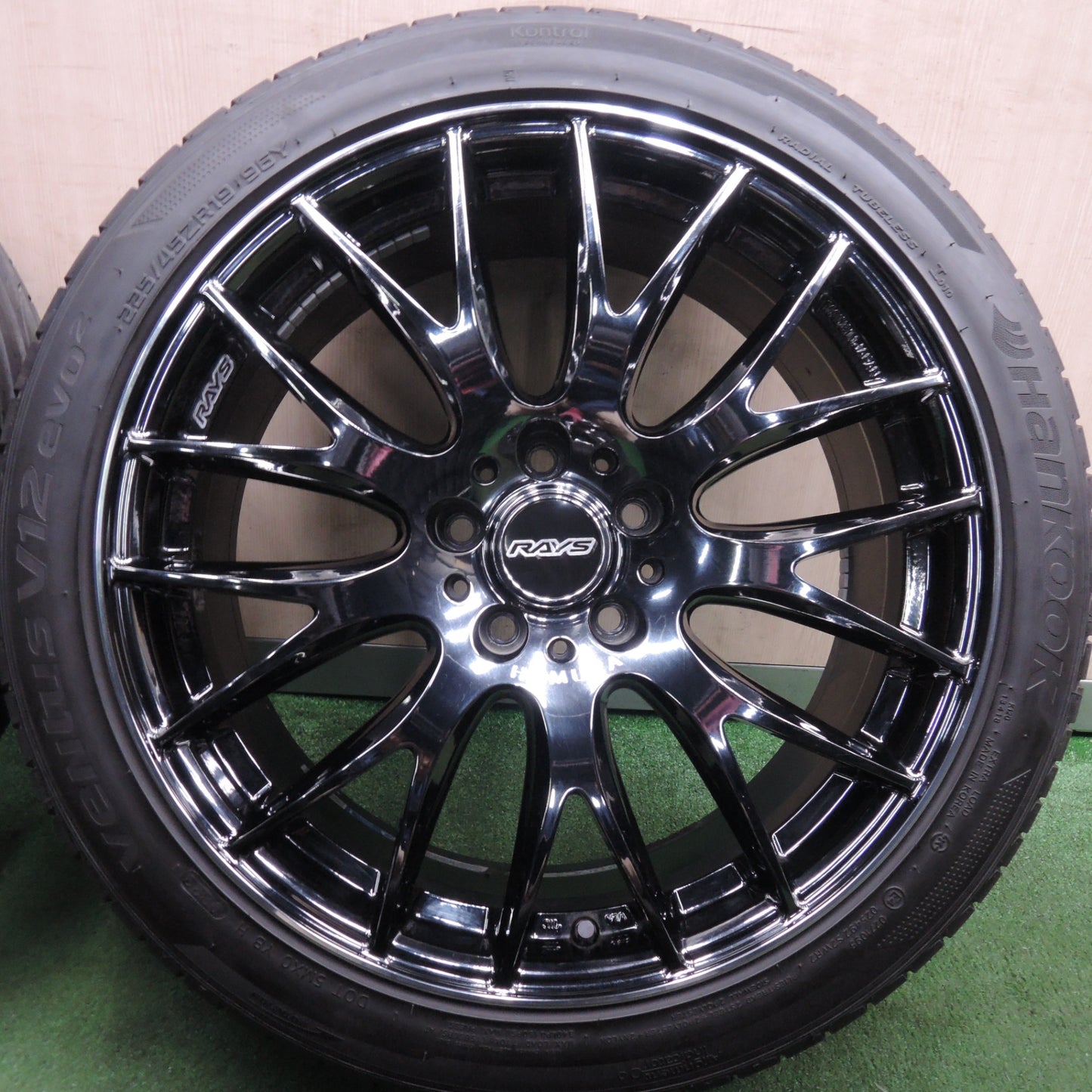 *送料無料* バリ溝！23年！9.5分★RAYS HOMURA 2X9 限定カラー 225/45R19 ハンコック ベンタス V12 evo2 レイズ ホムラ 19インチ PCD114.3/5H★4042001HAノ