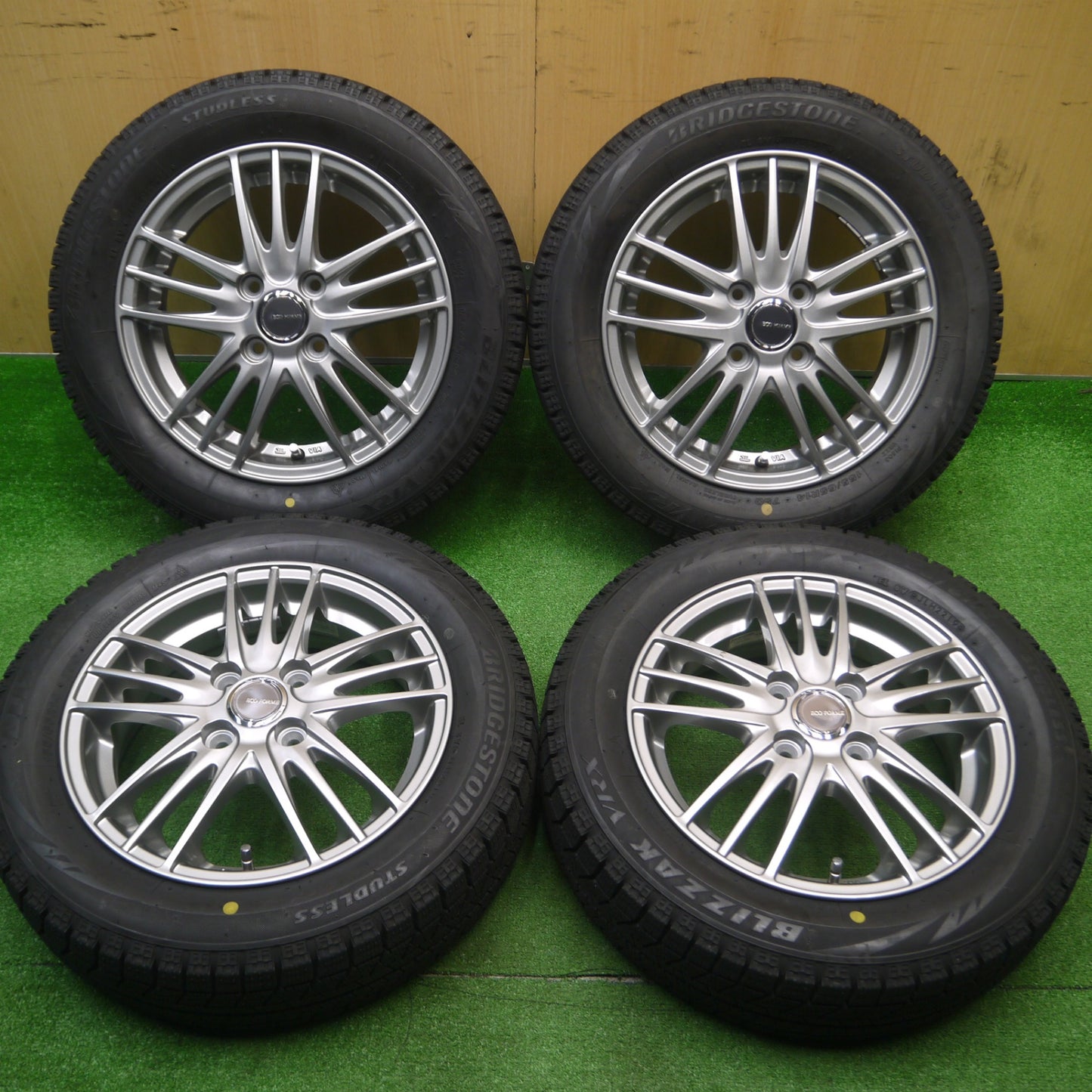 [送料無料] バリ溝！キレイ！ほぼ10分★スタッドレス 155/65R14 ブリヂストン ブリザック VRX ECO FORME エコフォルム 14インチ PCD100/4H★4102901Hス