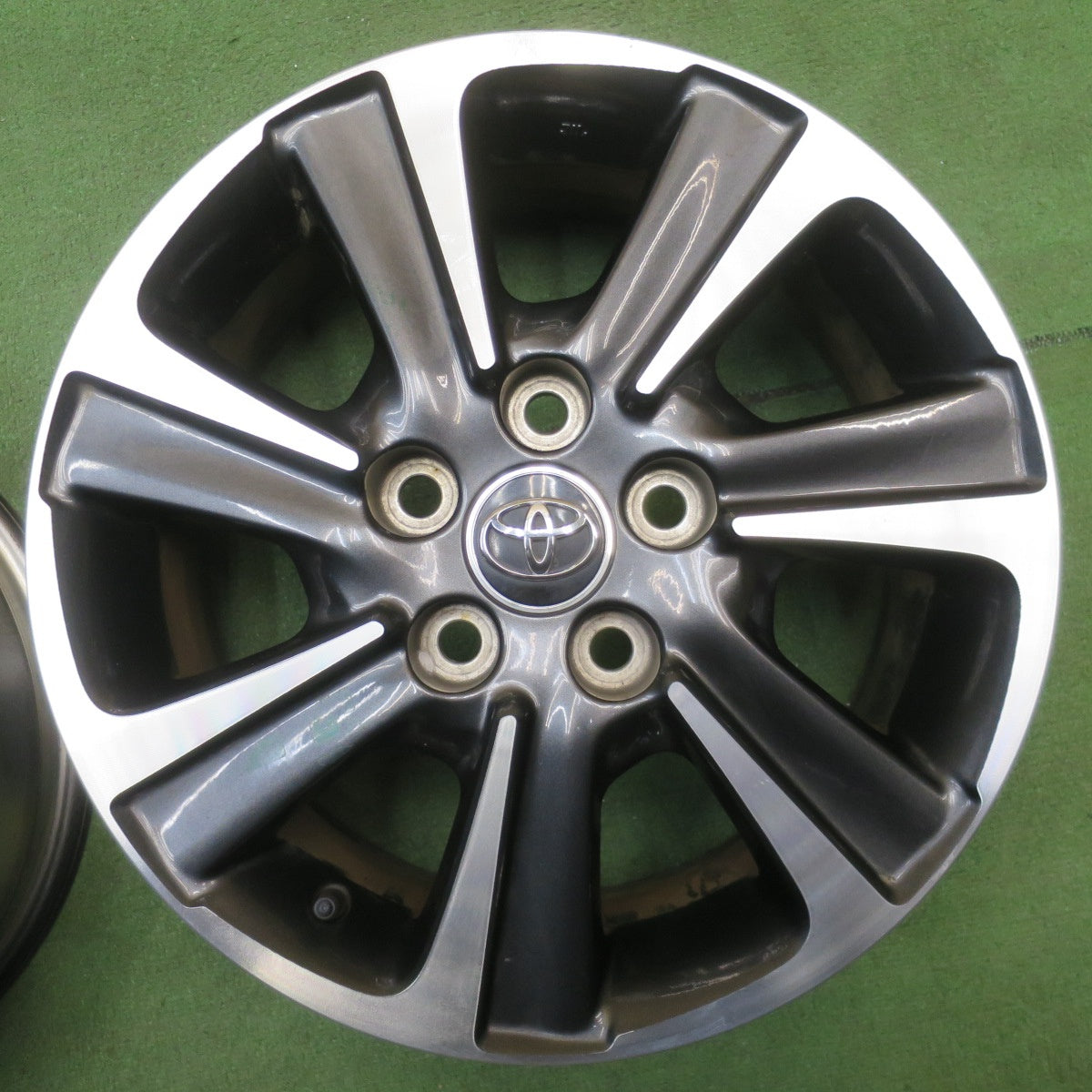 4本価格★トヨタ 80系 ノア ヴォクシー 煌 純正 ホイール 16インチ 16×6J PCD114.3/5H★6070803NJホ