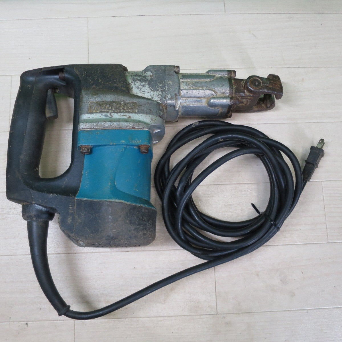 [送料無料] 3点まとめ売り☆マキタ 35mm ハンマ ドリル HR3530 電動 ハンマー HM0810 不明 電動 工具 makita ジャンク品☆