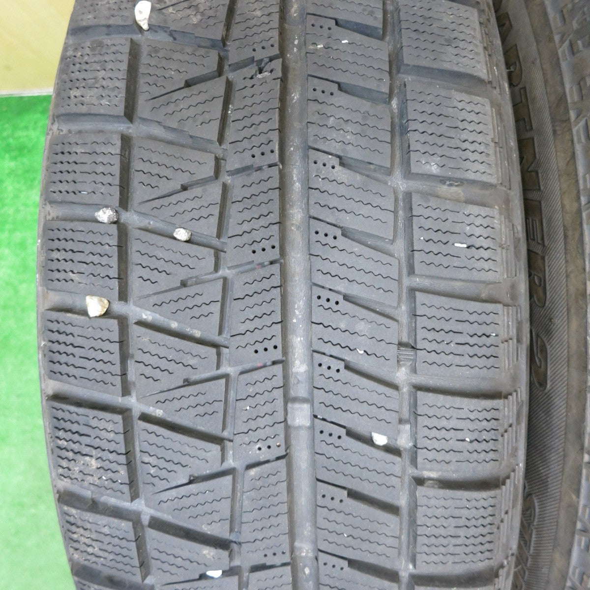 バリ溝！キレイ！8.5分★スタッドレス 215/65R16 ブリヂストン アイスパートナー2 ravrion Selzer ラブリオン 16インチ PCD114.3/5H★5050705NJス