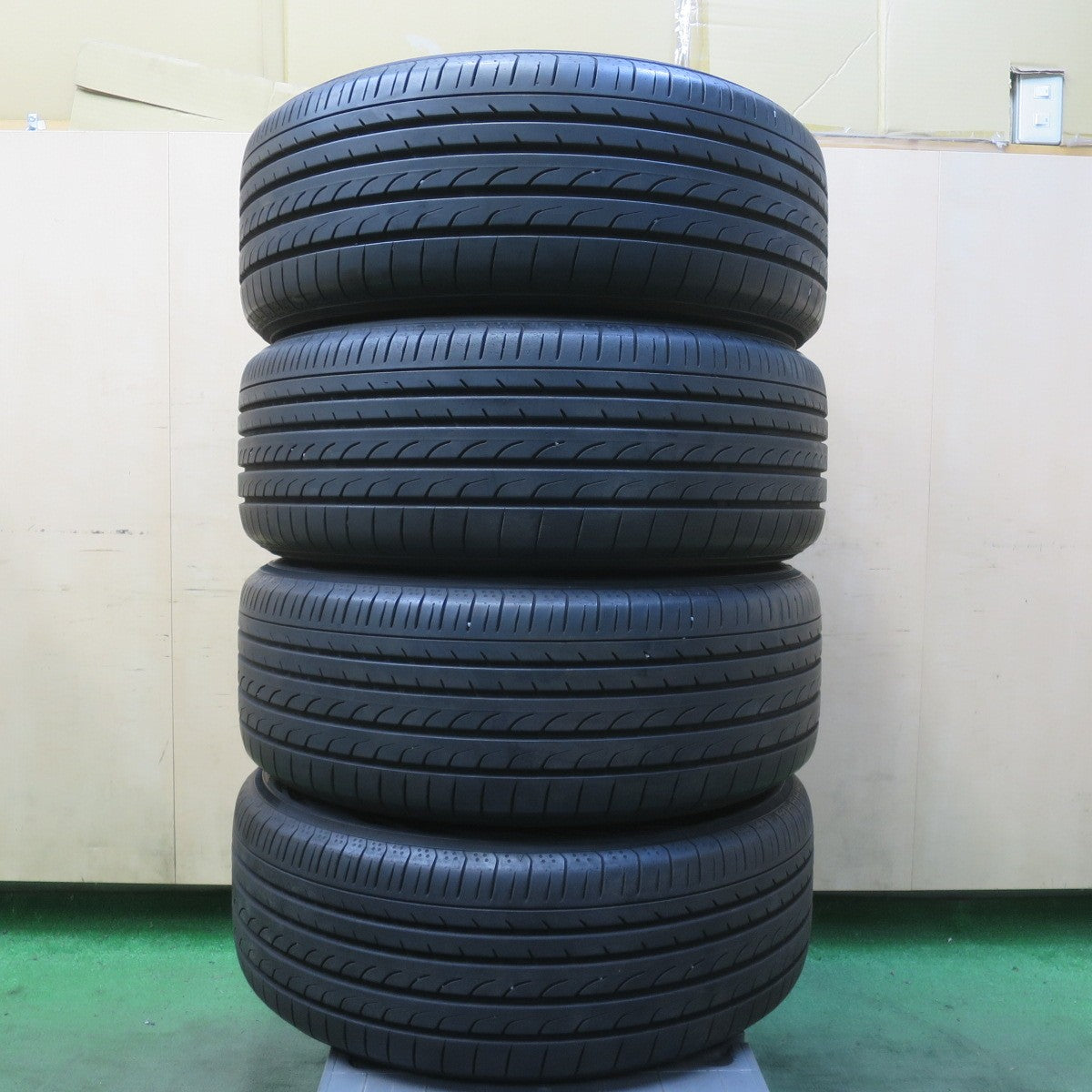 付属品付き！バリ溝！9.5分◎TAW T's FACTORY 225/50R18 ヨコハマ ブルーアース RV-02 ティスファクトリー 18インチ PCD139.7/6H◎6080709イノ