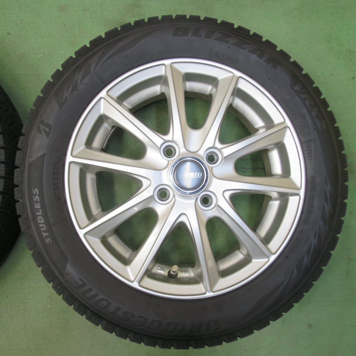 キレイ！23年★スタッドレス 155/65R14 ブリヂストン ブリザック VRX2 PREO プレオ 14インチ PCD100/4H★6032506イス