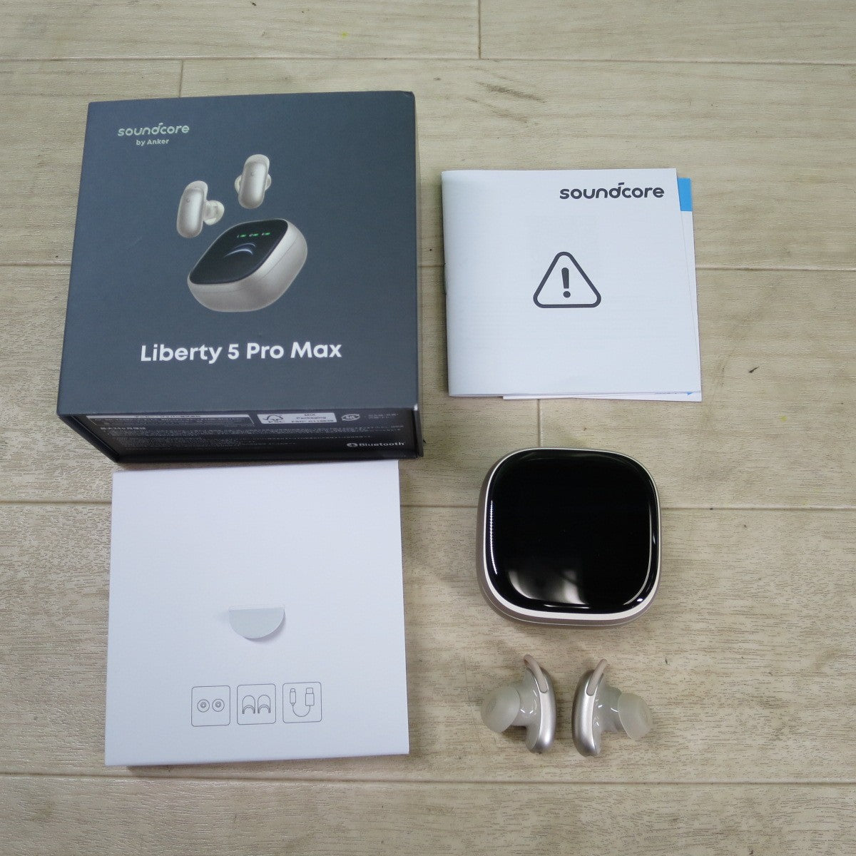美品☆soundcore by Anker イヤホン Liberty 5 Pro Max AI ボイスレコーダー 搭載 次世代 ビジネス イヤフォン☆