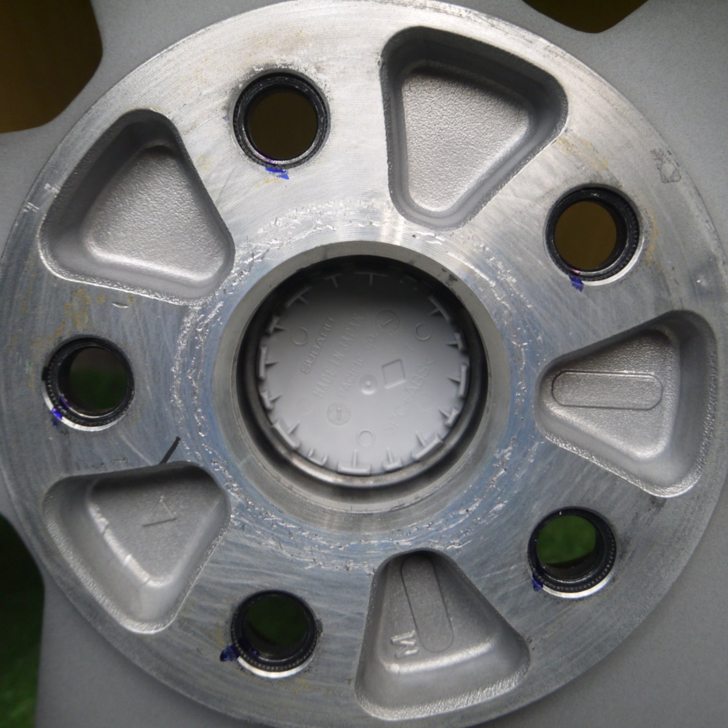 *送料無料* 新車外し★スバル フォレスター SKE アドバンス 純正 純正 ホイール 18インチ Advance 18×7J PCD114.3/5H★4051006Hホ