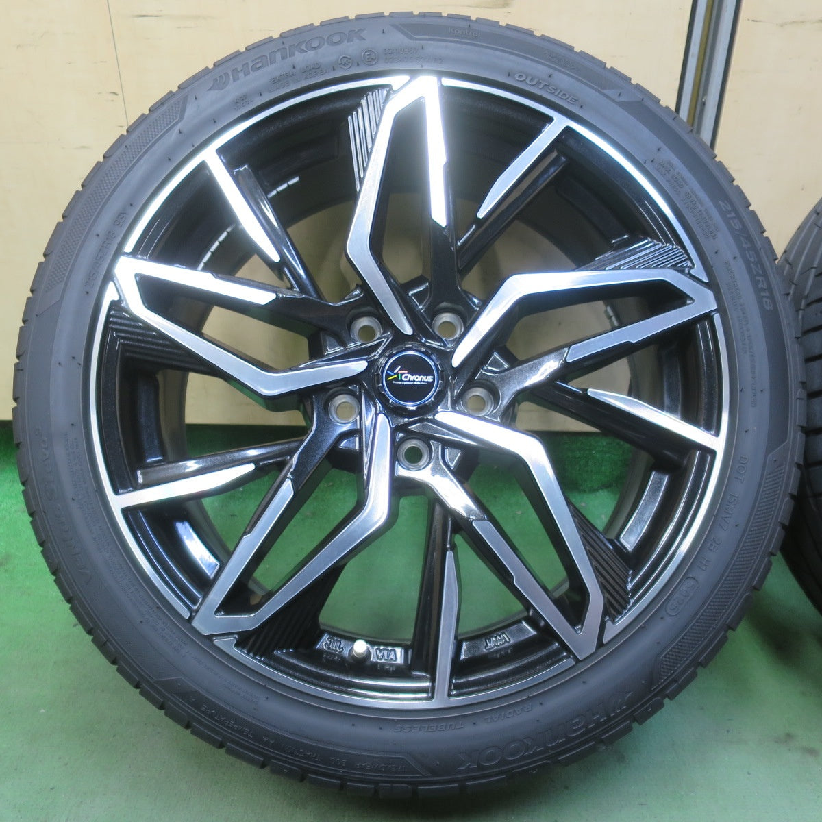 バリ溝！25年！キレイ！9.5分◎215/45R18 ハンコック ベンタス S1 evo3 Chronus クロノス 18インチ PCD114.3/5H◎6090701IMノ