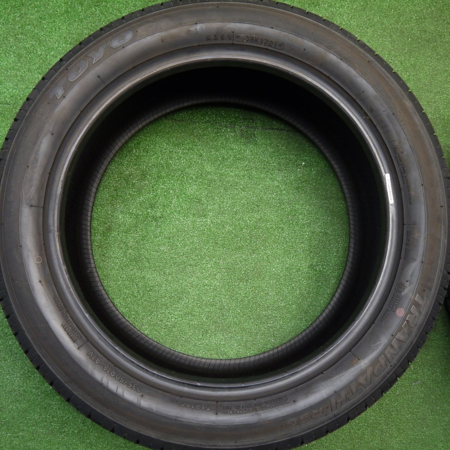 新車外し！21年★235/50R18 トーヨー トランパス R30 タイヤ 18インチ アルファード ヴェルファイア 等★5110406Hノタ