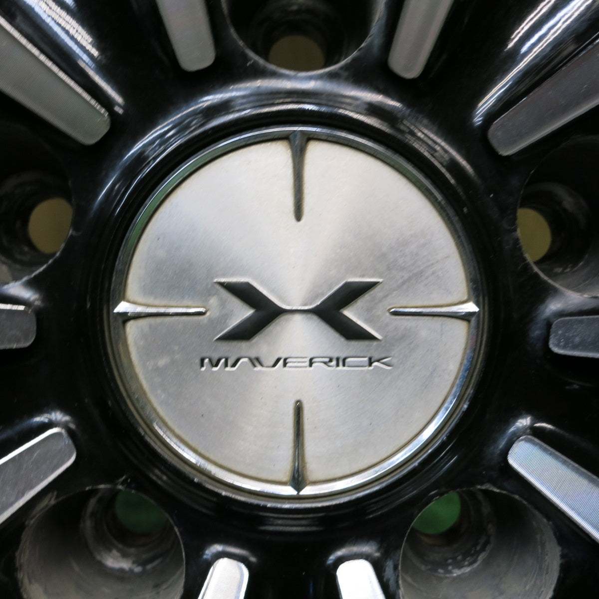4本価格！22年★MAVERICK 110S SL CURL フランジ 215/35R19 225/35R19 ミネルバ ラジアル F205 マーベリック 19インチ PCD114.3/5H★5053101HAノ