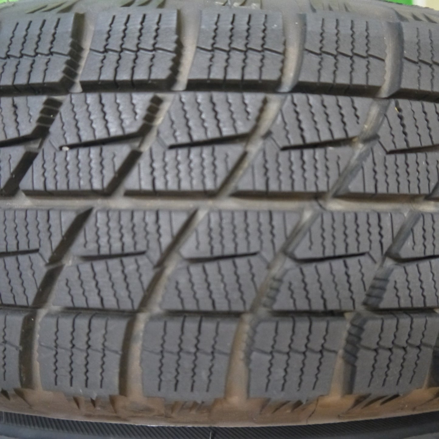 バリ溝！22年！8.5分★スタッドレス 155/65R14 アイスエスポルテ LAUFBAHN ラウフバーン 14インチ PCD100/4H★5101003Hス