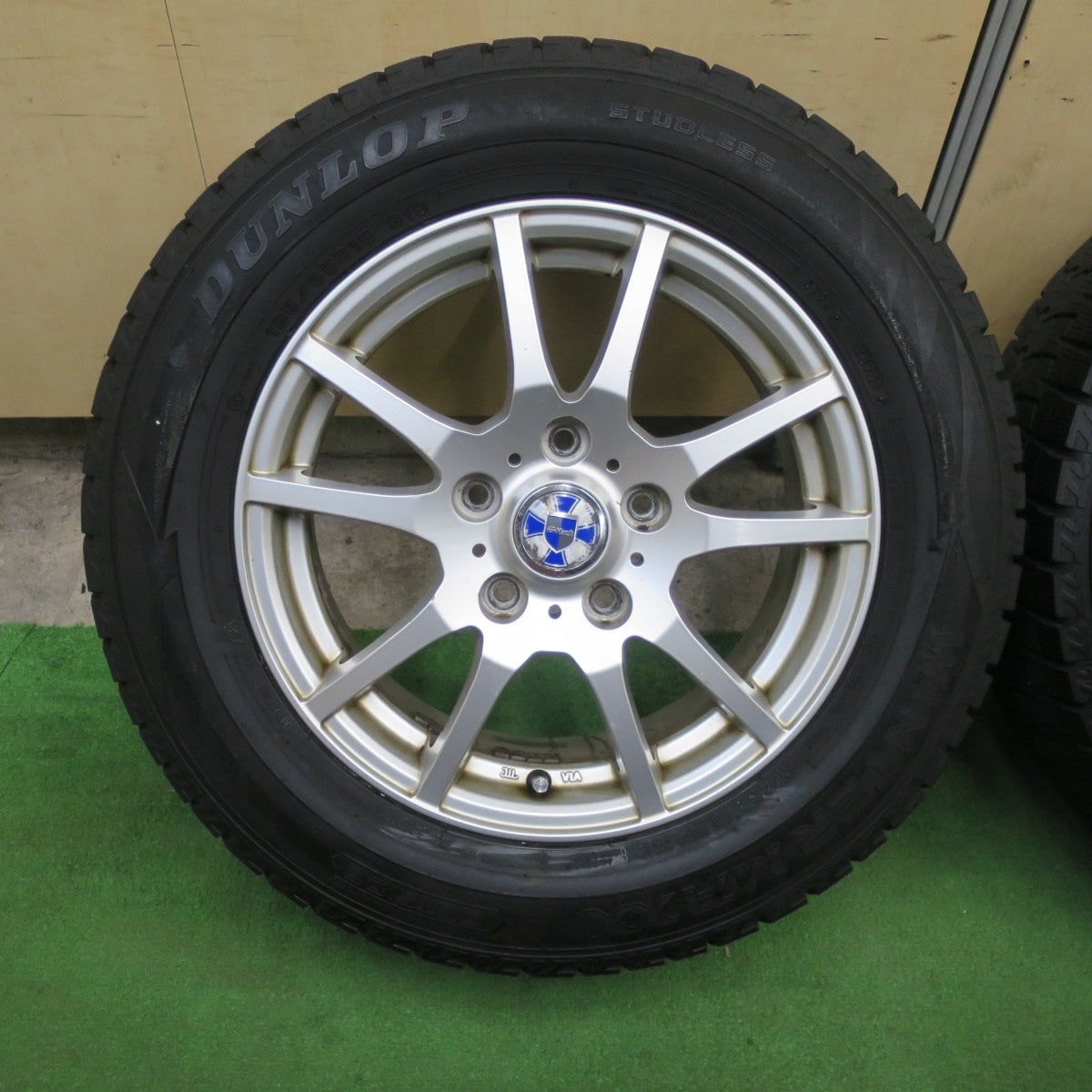 バリ溝！9分★スタッドレス 195/65R15 ダンロップ ウインターマックス WM02 GMach 15インチ PCD114.3/5H★6022305TTス