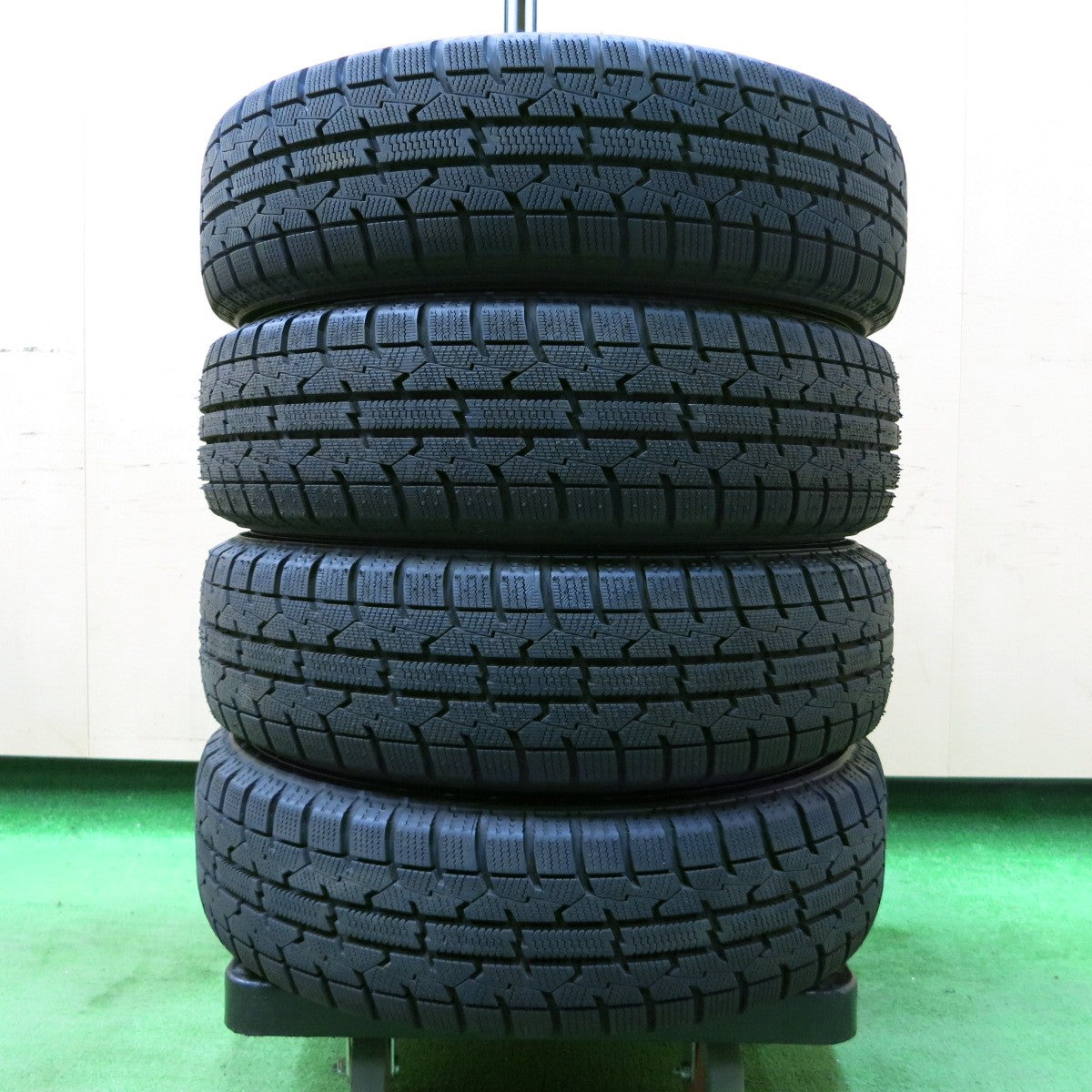 *送料無料* 超バリ溝！22年！ほぼ10分★ダイハツ 純正 ムーヴ タント ミラ 等 155/65R14 スタッドレス トーヨー オブザーブ ガリット GIZ 14インチ PCD100/4H★4052006イス