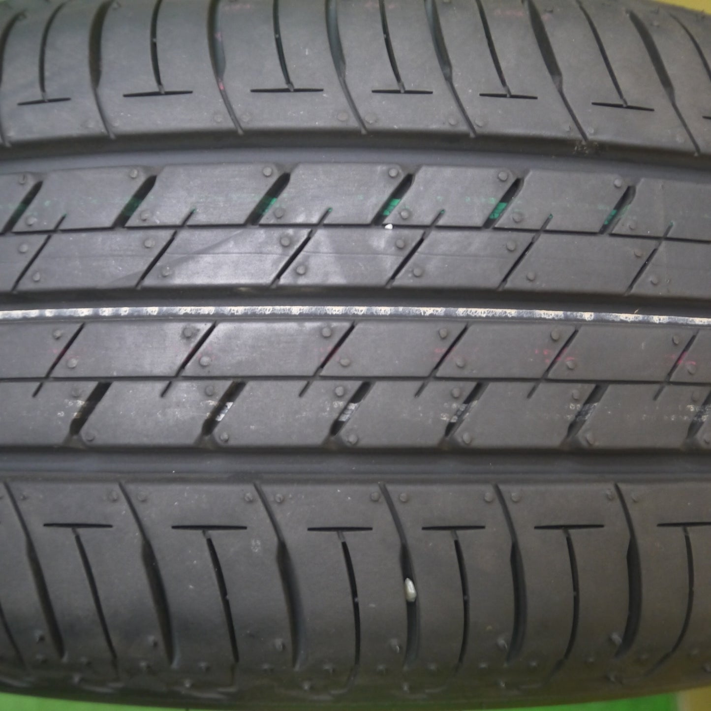 *送料無料* 新車外し！22年★185/60R15 ブリヂストン エコピア EP150 タイヤ 15インチ アクア フィット シャトル ヤリス 等★4082601Hノタ