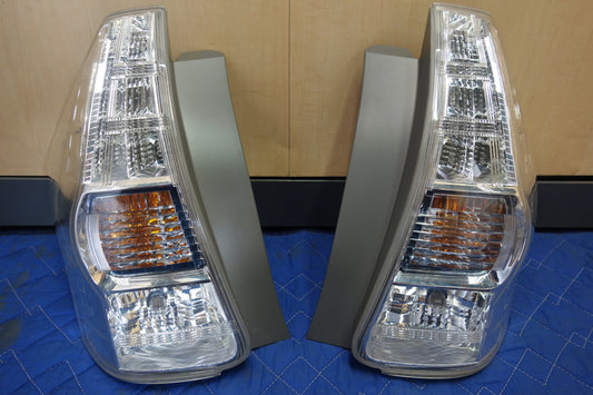[送料無料] 左右セット☆トヨタ ZVW40 ZVW41 プリウスα 純正 テールライト LED STANLEY 47-46 テールランプ TOYOTA 現状品☆