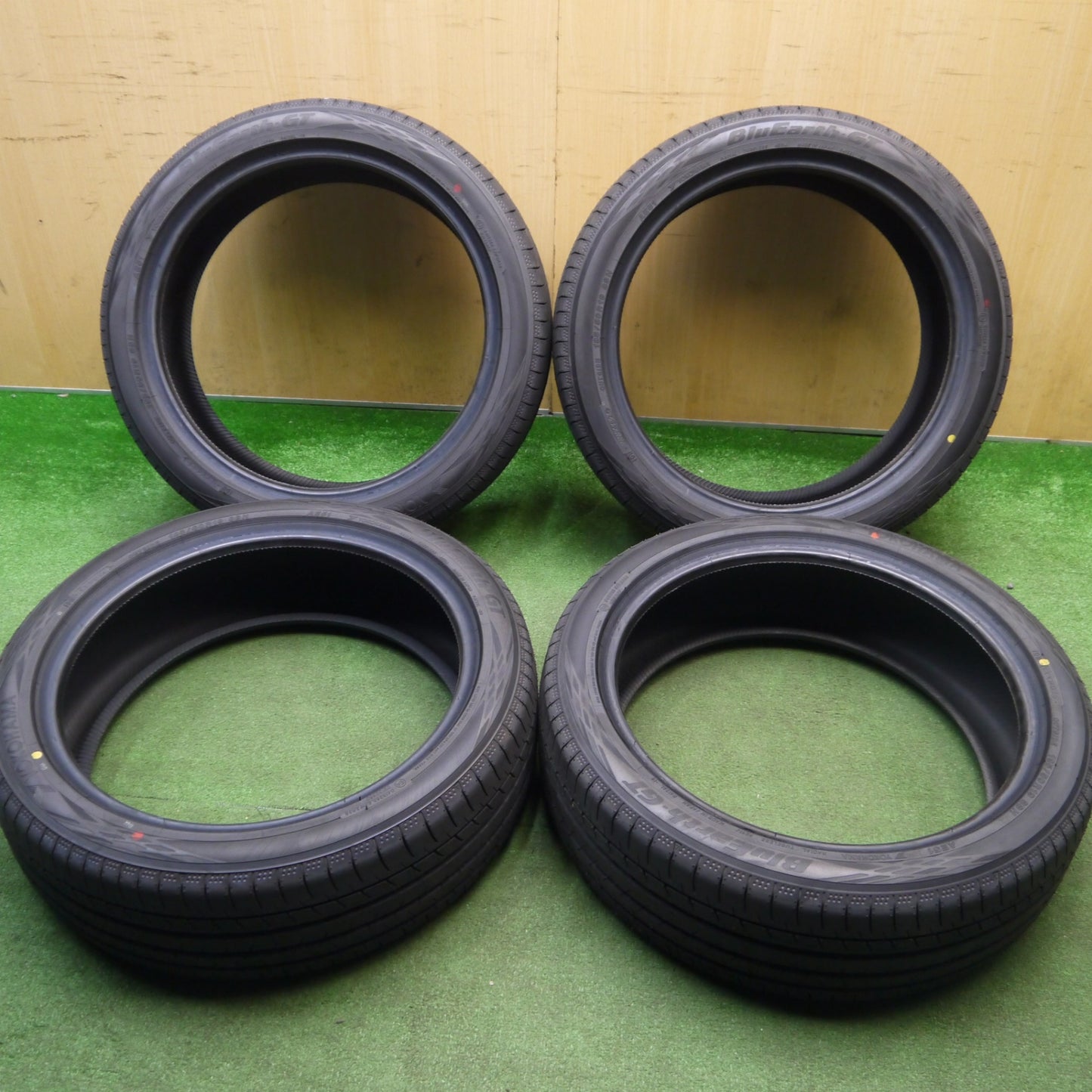 新車外し！25年★195/50R19 ヨコハマ BluEarth-GT AE51 AE51J ブルーアース タイヤ 19インチ 60系 プリウス 等★6020910Hノタ