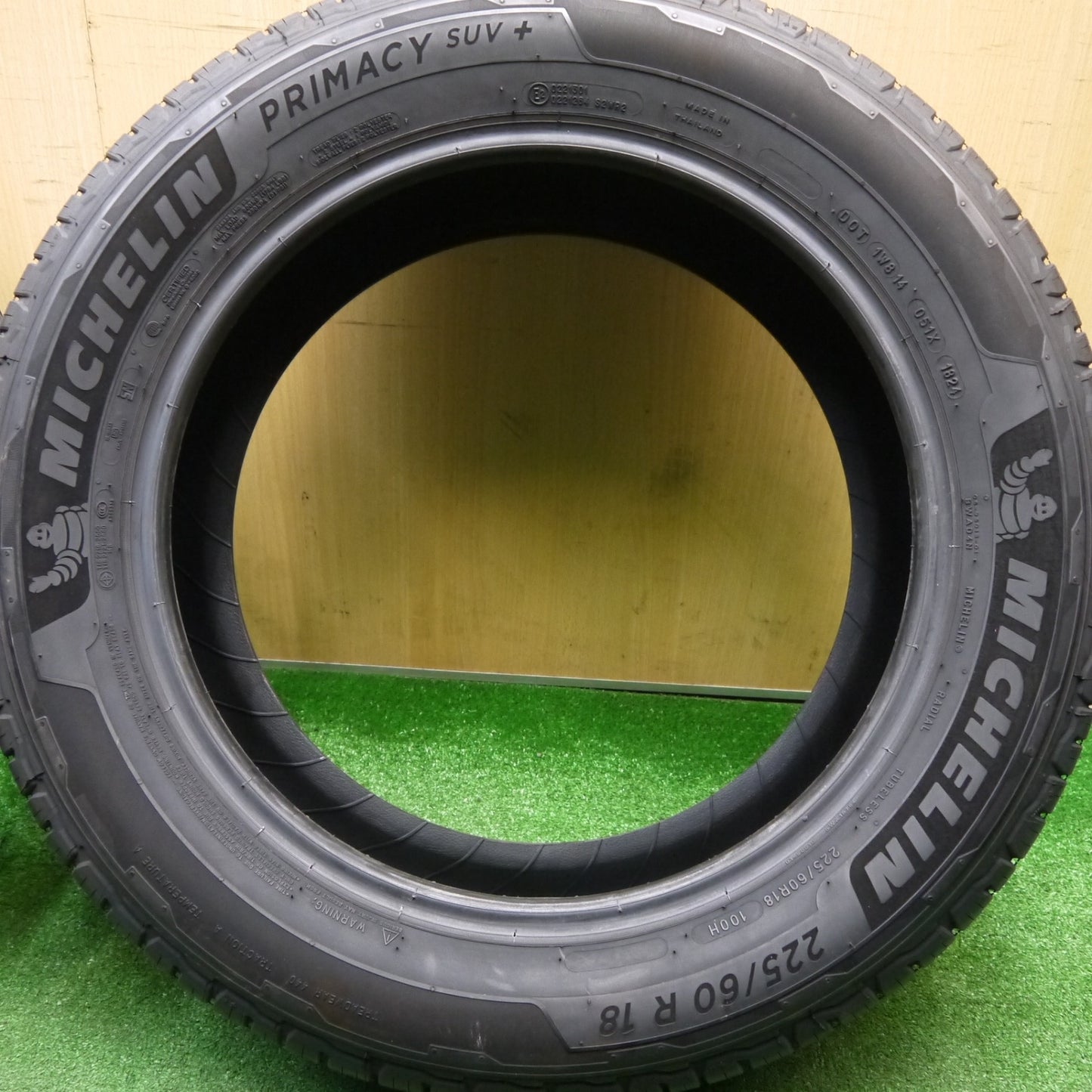 バリ溝！24年！9.5分★225/60R18 ミシュラン プライマシー SUV+ タイヤ 18インチ ハリアー RAV4 等★5120206Hノタ