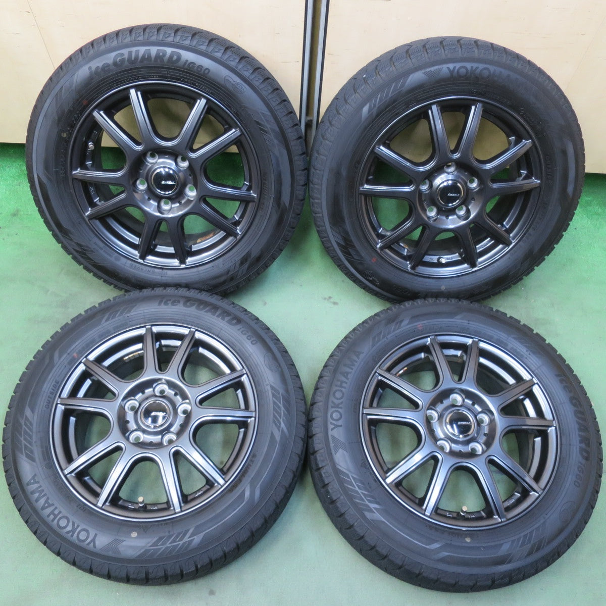 バリ溝！22年！キレイ！9分◎スタッドレス 185/65R15 ヨコハマ アイスガード iG60 EMBELY S10 エンベリー 15インチ PCD114.3/5H◎6081202イス