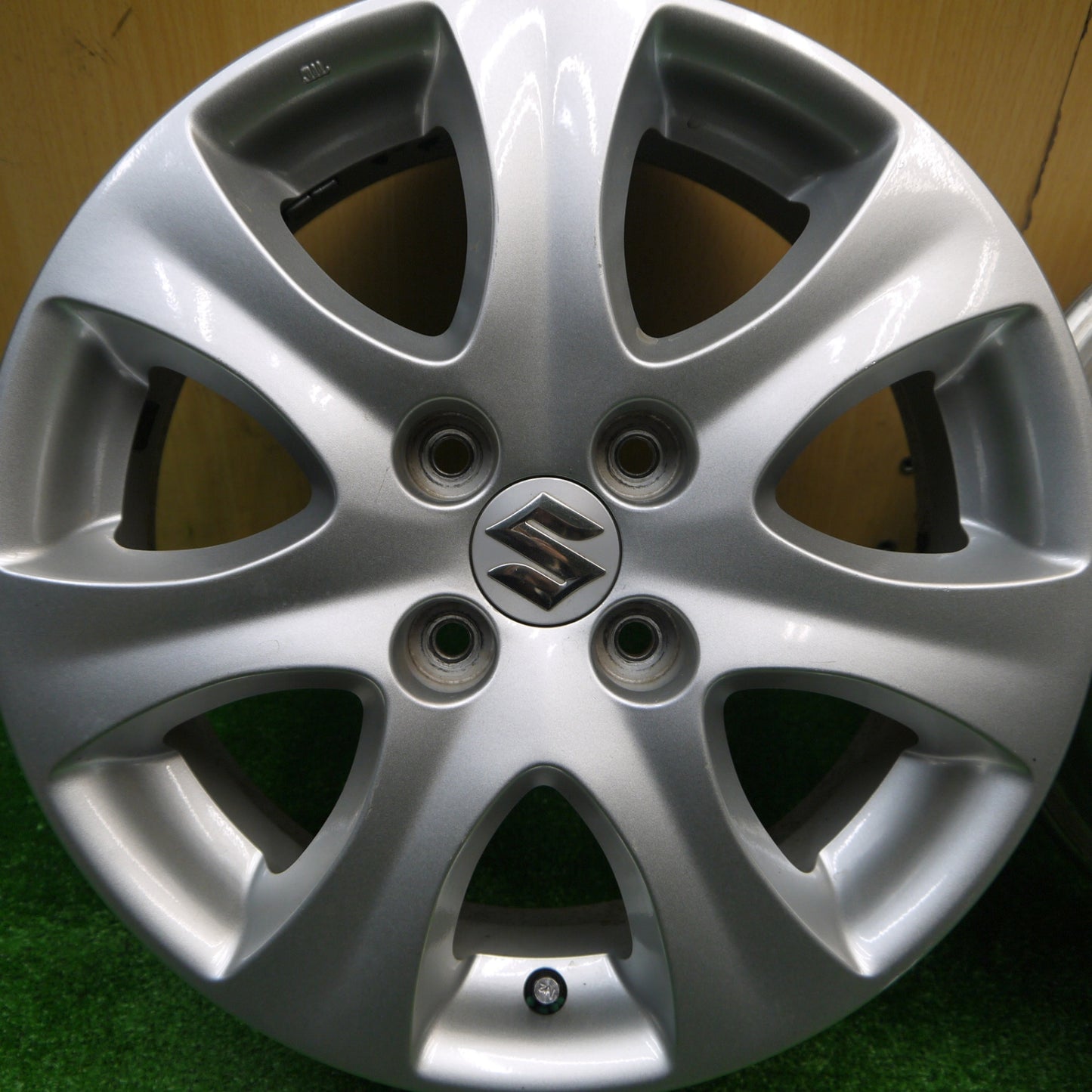 4本価格★スズキ スイフト 純正 ホイール 15インチ 15×5.5J PCD100/4H★5102203Hホ