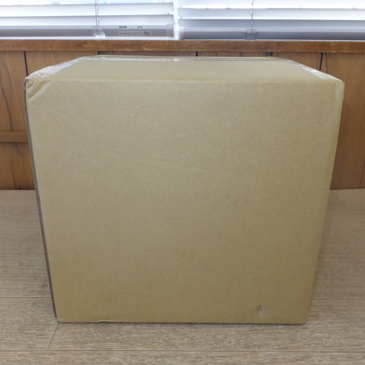 ●複数在庫有●[送料無料] 未使用★三菱 MITSUBISHI LED照明器具 EL-GT20220N/W AHTN 軒下モデル クラス2000　100-242V 50/60Hz 昼白色 5000K★