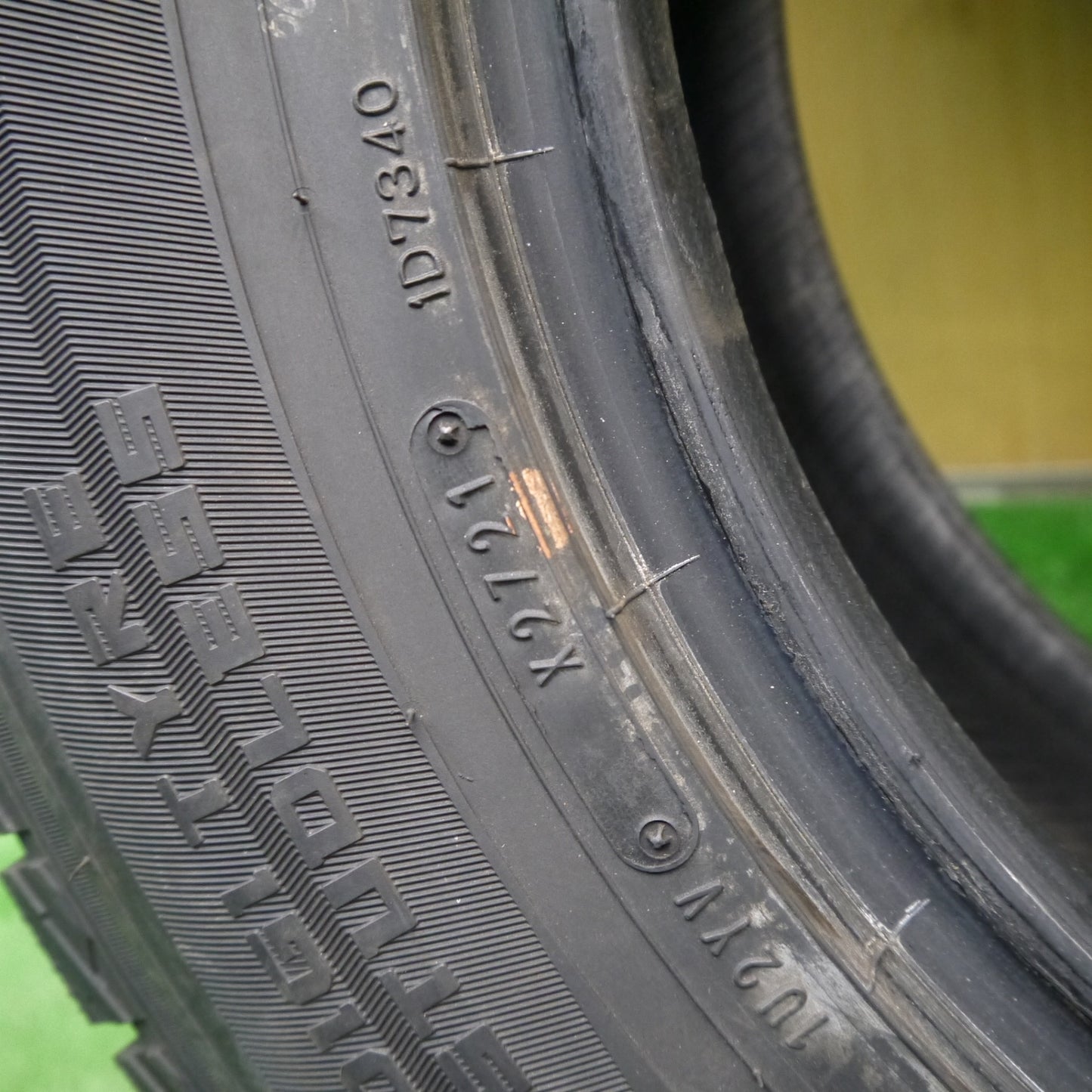 未使用！21年！1本★スタッドレス 215/70R16 ダンロップ ウインターマックス SJ8 SJ8+ タイヤ 16インチ アウトランダー デリカ D:5 等★5051207Hスタ
