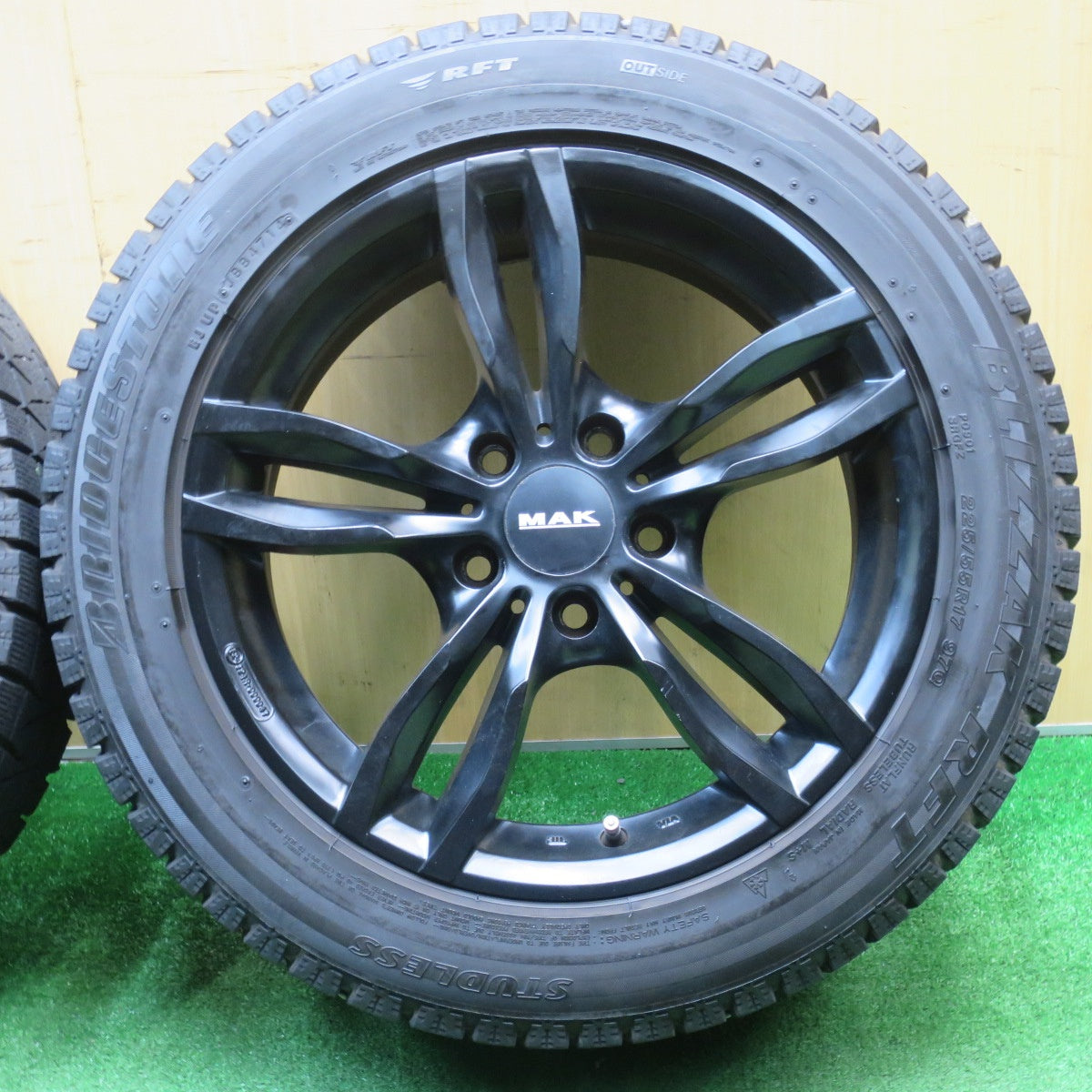 4本価格★BMW 等 MAK LUFT 225/55R17 スタッドレス ブリヂストン ブリザック RFT ルフト 17インチ PCD120/5H★5112402NJス