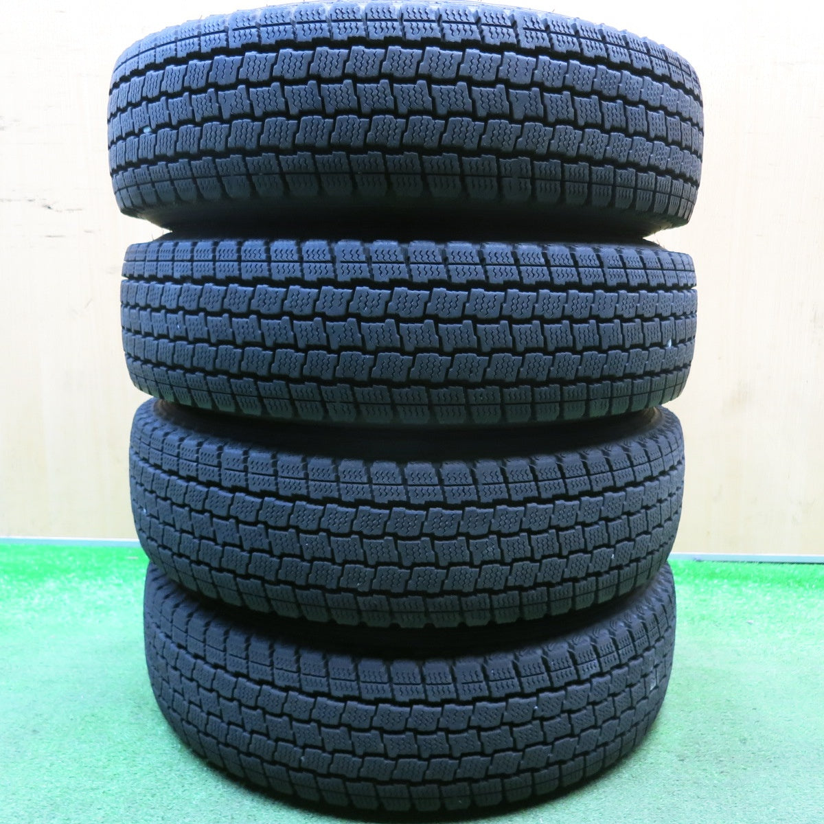 バリ溝！キレイ！9分★ダイハツ ハイゼット 純正 スチール 145R12 6PR スタッドレス グッドイヤー アイスナビ CARGO カーゴ 12インチ PCD100/4H★6011110HAス