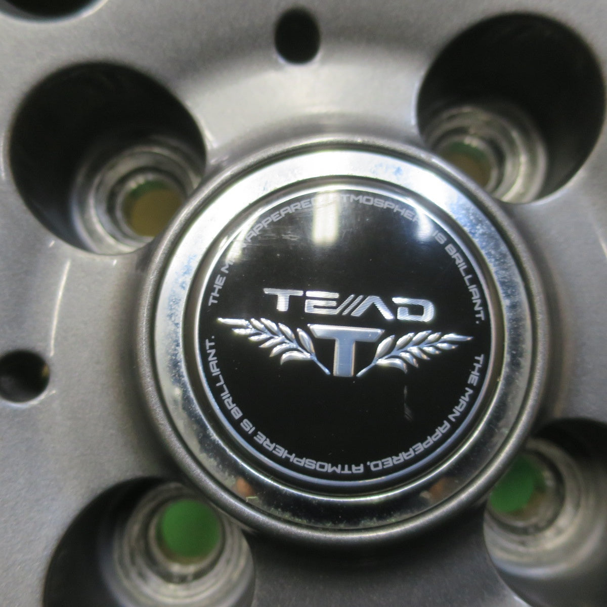 バリ溝！キレイ！9分◎スタッドレス 185/60R15 ヨコハマ アイスガード iG60 TEAD テッド 15インチ PCD100/4H◎6081215イス