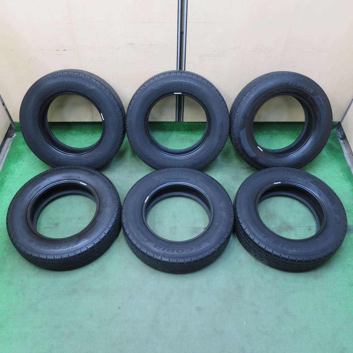 バリ溝！22年！9.5分！6本★185/75R15 106/104N ブリヂストン エコピア R710 タイヤ 15インチ カムロード ハイエース キャラバン キャンピングカー 等★5110308イノタ