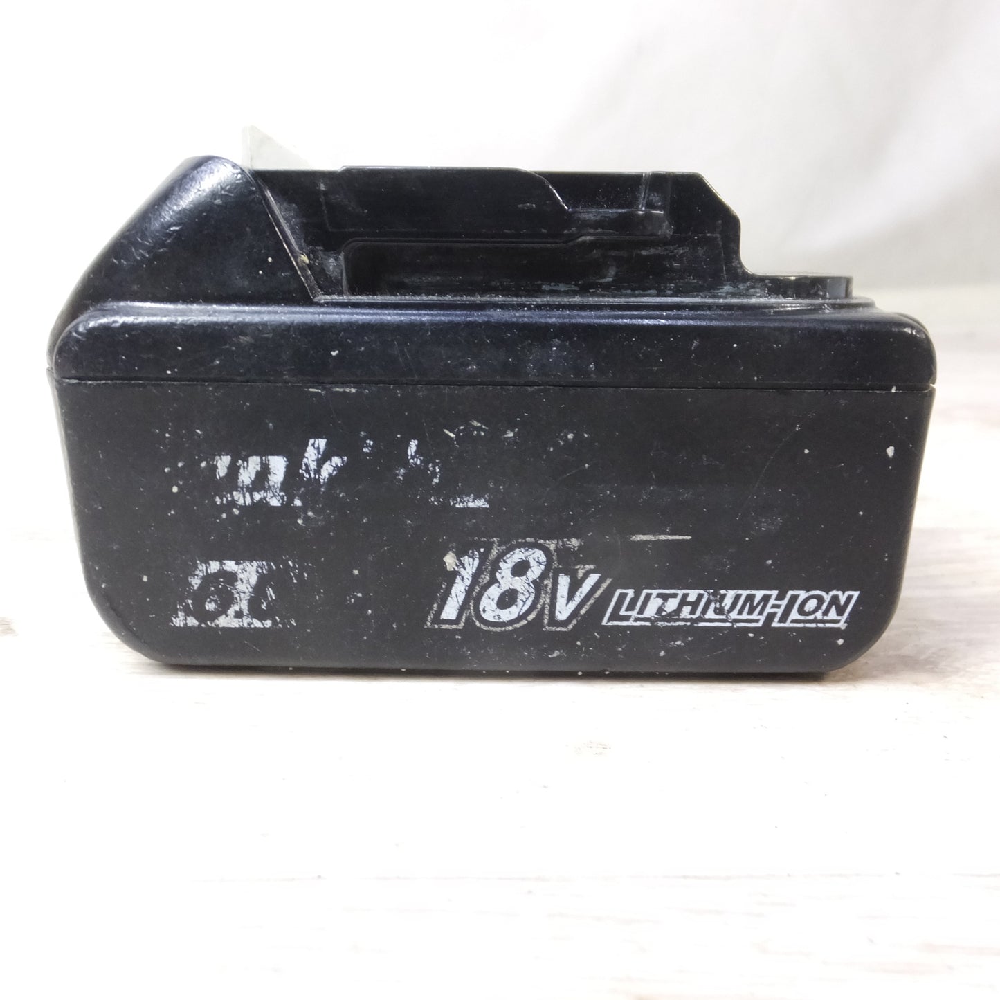 [送料無料] ◆makita マキタ Li-on リチウムイオンバッテリー BL1860B DC18V 6.0Ah 108Wh 電動工具◆