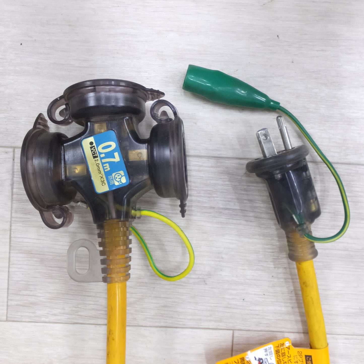 [送料無料] ◆ハタヤ 漏電 遮断器 ブレーカー 付 BFX 延長コード BFX-013KC トリプル 3口 屋外用 電動 工具 (1)◆