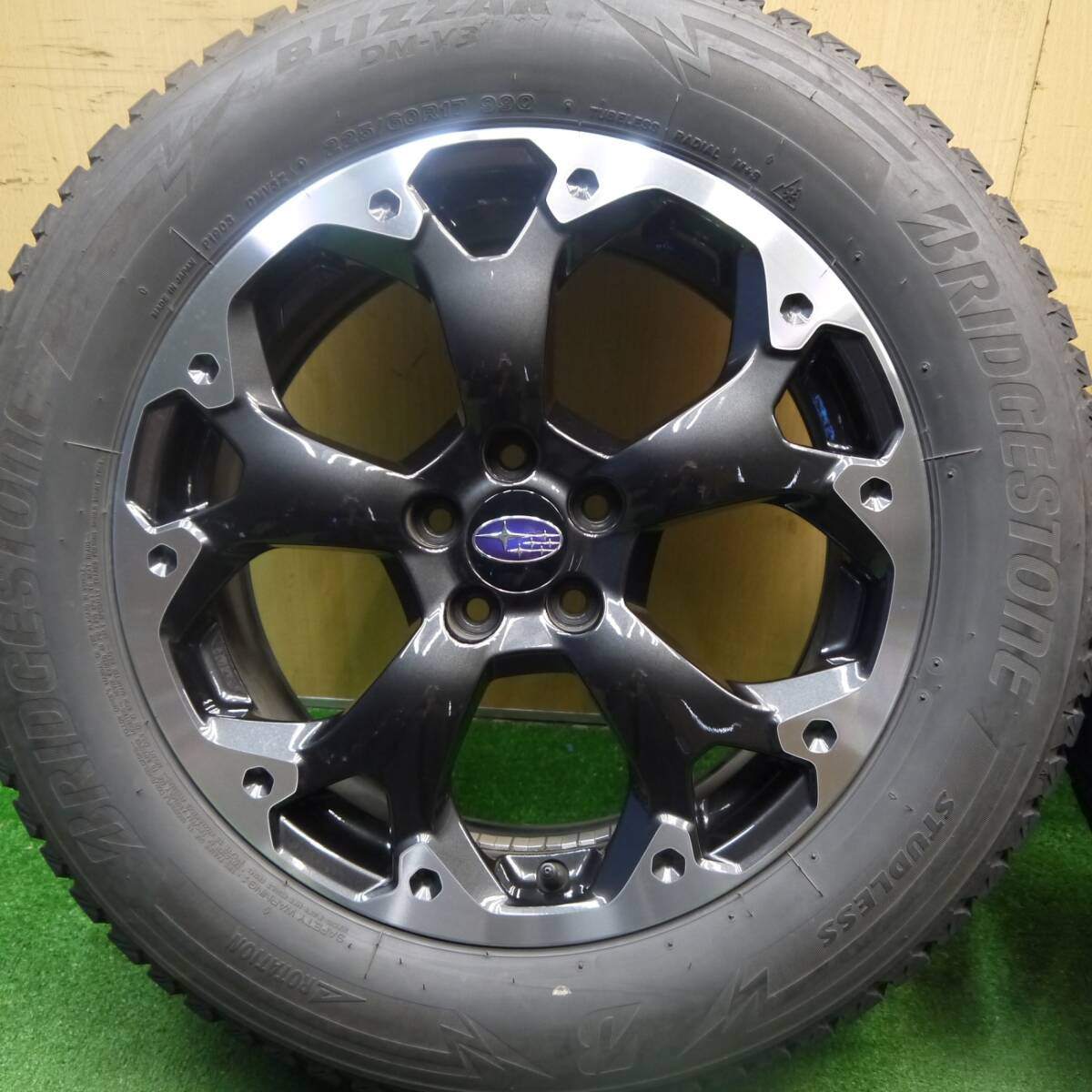 バリ溝！キレイ！9分★スバル XV 純正 225/60R17 スタッドレス ブリヂストン ブリザック DM-V3 17インチ PCD100/5H★5032411Hス