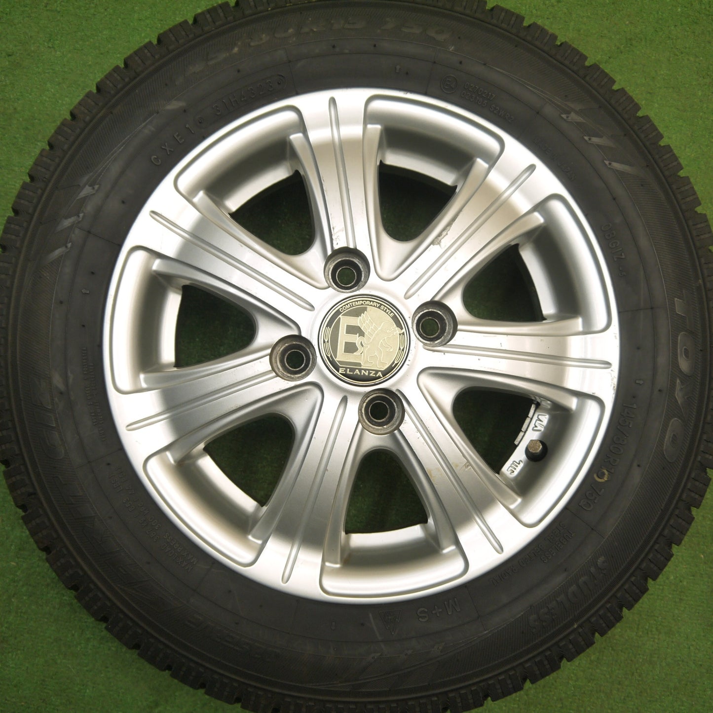 バリ溝！23年！9分★スタッドレス 145/80R13 トーヨー オブザーブ ガリット GIZ ELANZA 社外 アルミ 13インチ PCD100/4H★5121910Hス