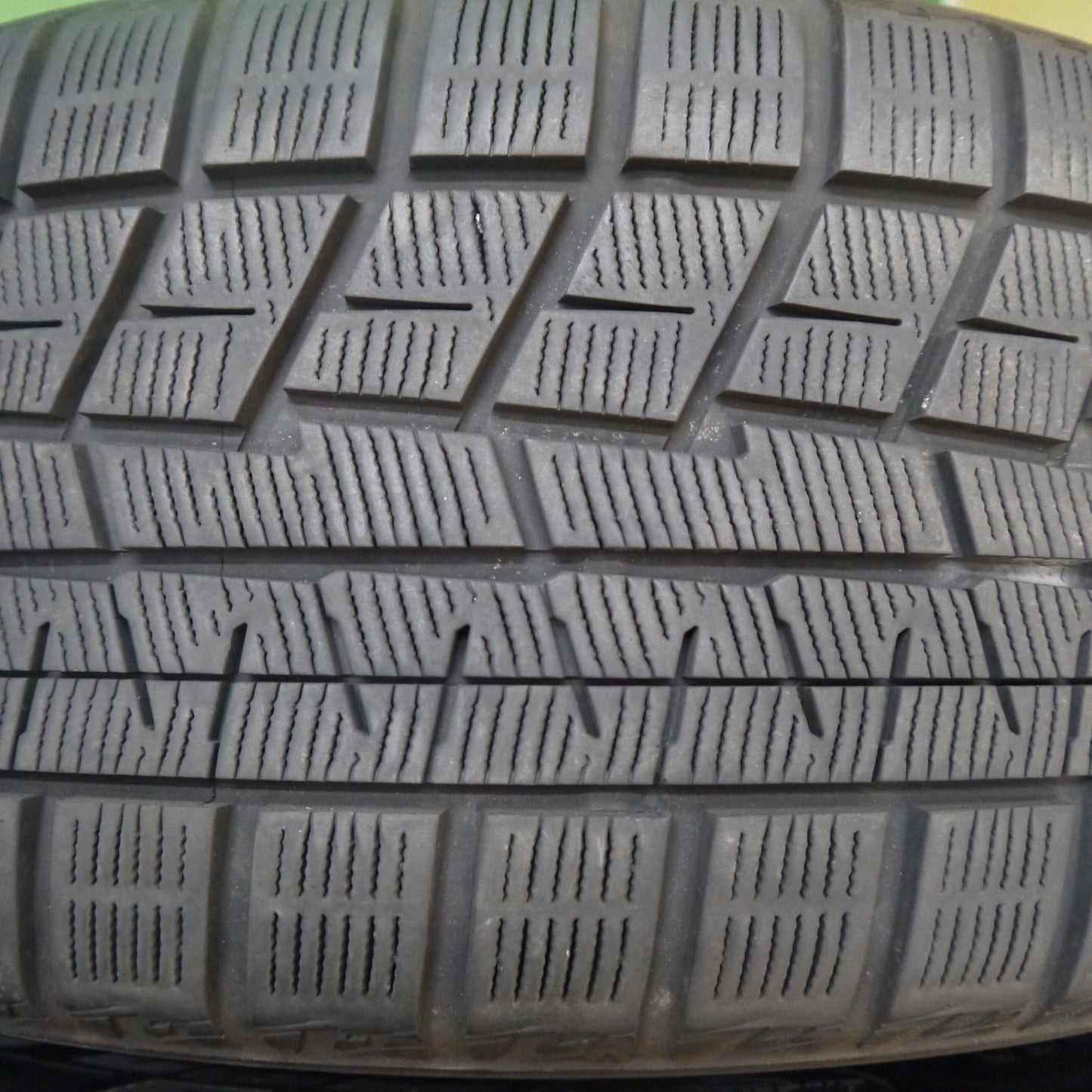 [送料無料] バリ溝！22年！9.5分★レクサス IS バージョンL 純正 225/50R17 スタッドレス ヨコハマ アイスガード iG60 17インチ PCD114.3/5H★5040403Hス