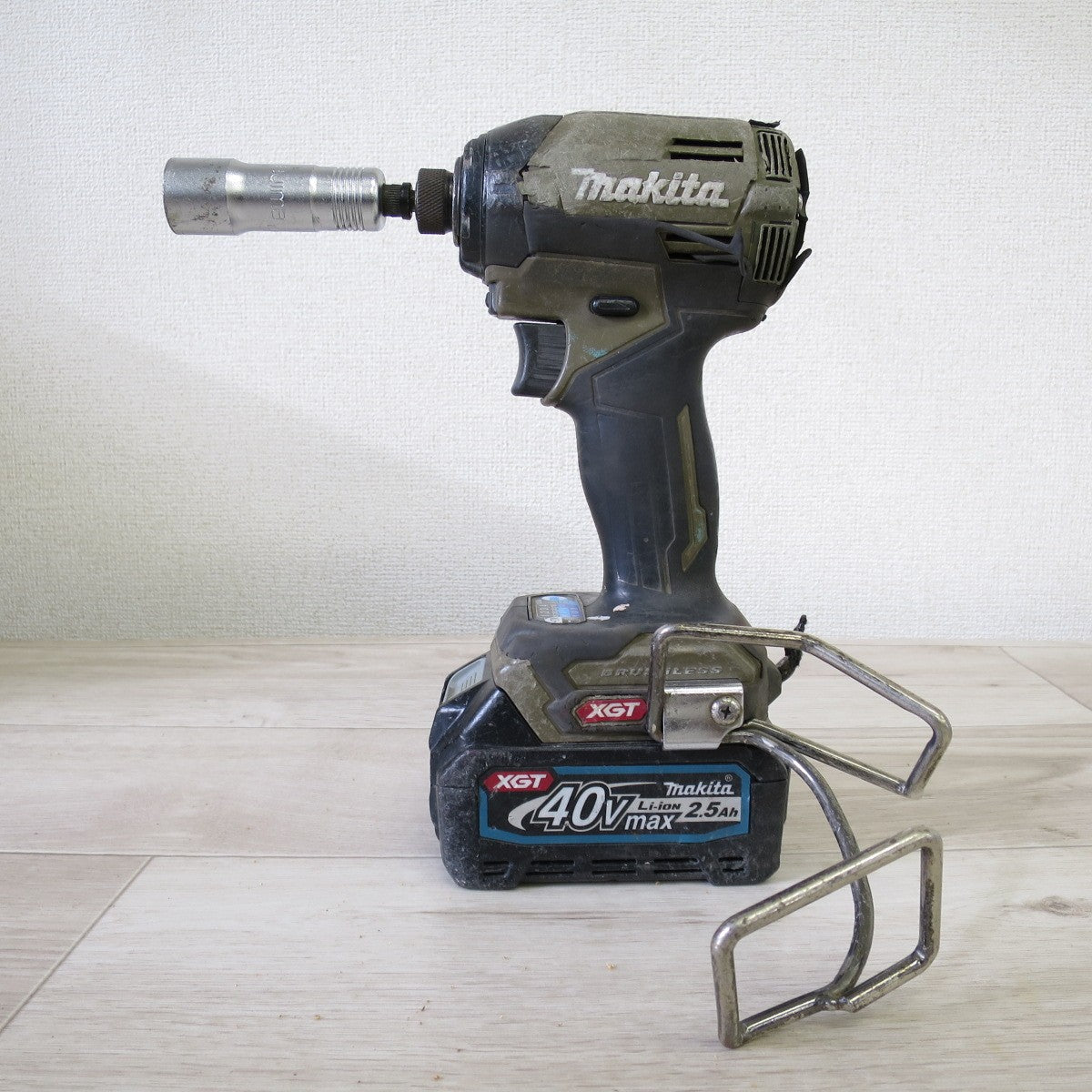 [送料無料] 付属品付き◇マキタ 充電式 インパクトドライバ TD002G 電動 工具 makita バッテリ BL4025◇