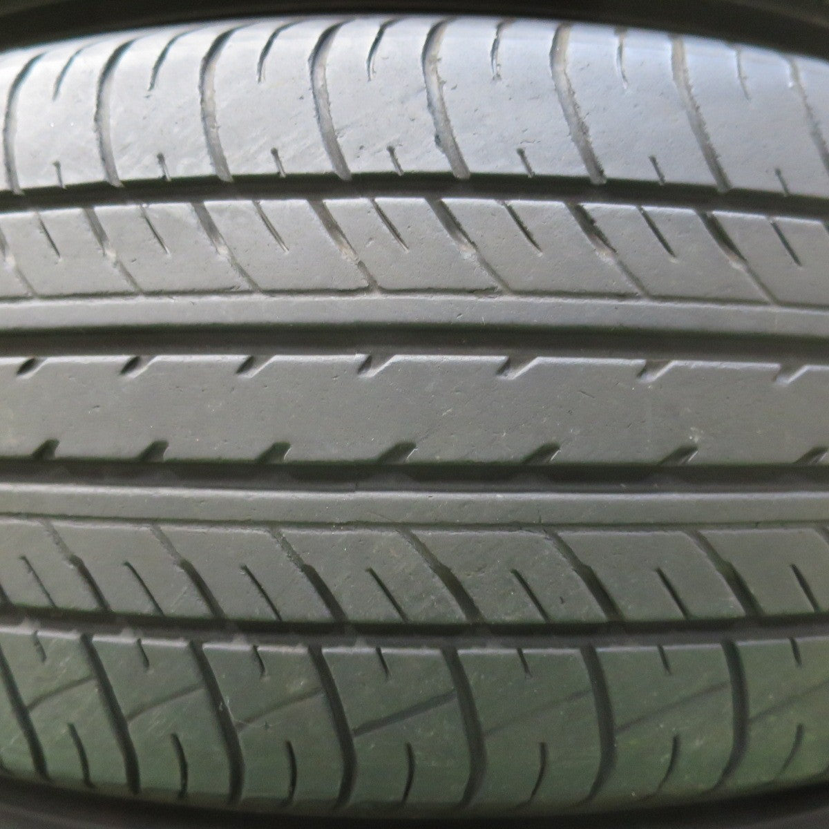 [送料無料] キレイ★トヨタ 80系 ヴォクシー ノア 純正 205/60R16 ヨコハマ dB デシベル E70 E70A 16インチ PCD114.3/5H★5031807イノ